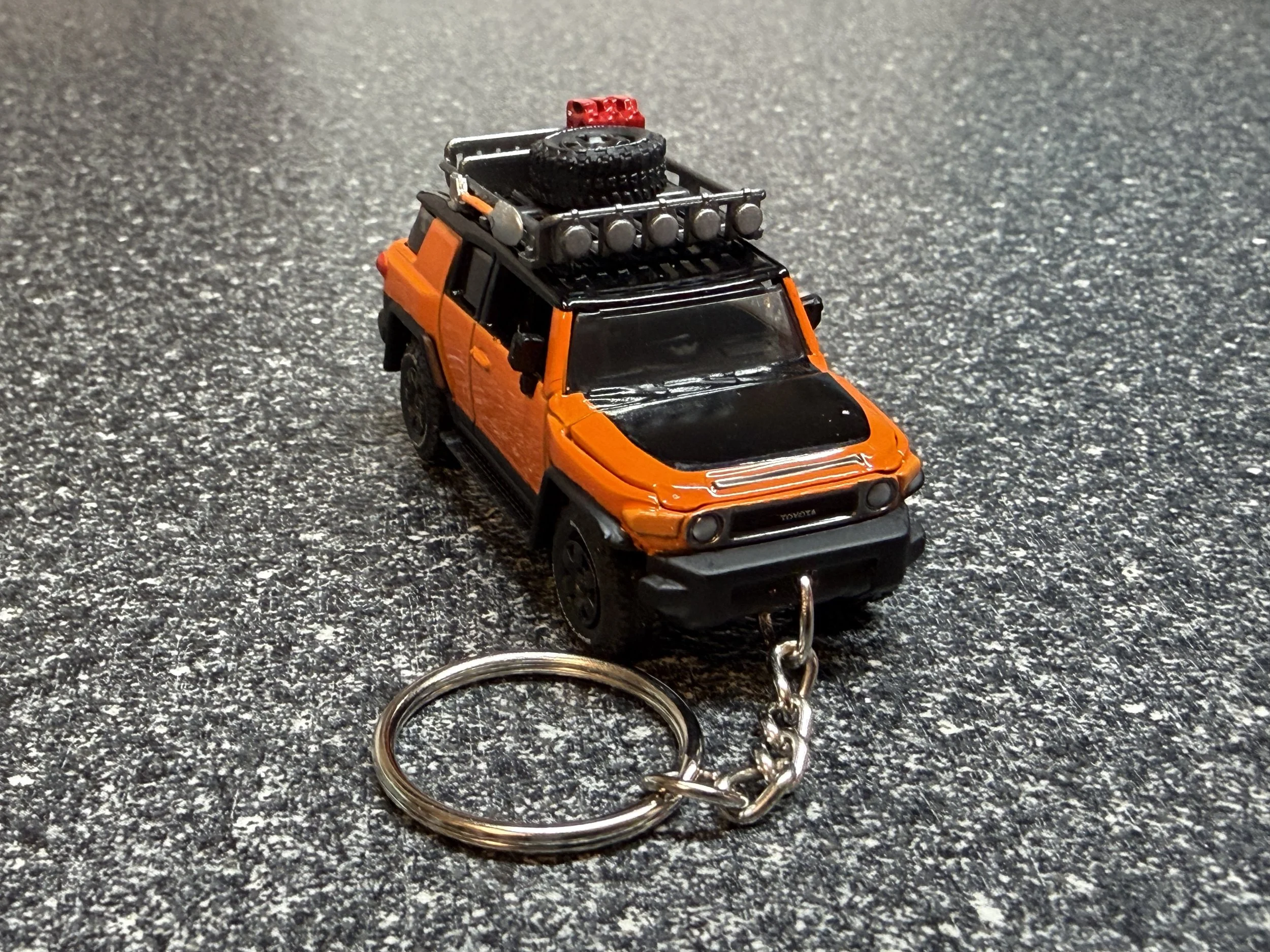 Toyota FJ Cruiser Keychain Orange Off Road Hot Wheels Matchbox 2007 (Copy)