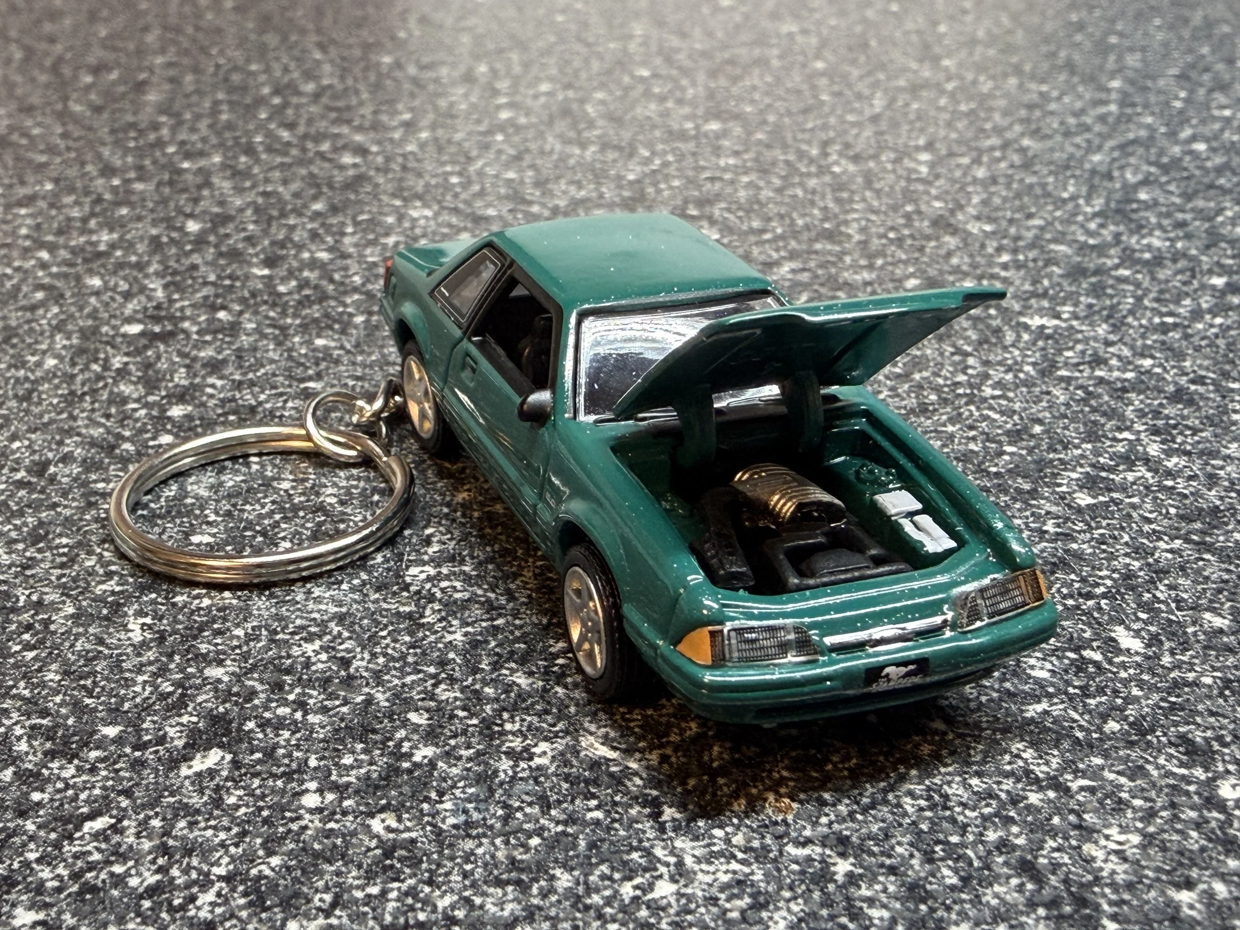 1992 Ford Mustang Keychain LX Emerald Green Fox Body Notch Back Hot Wheels