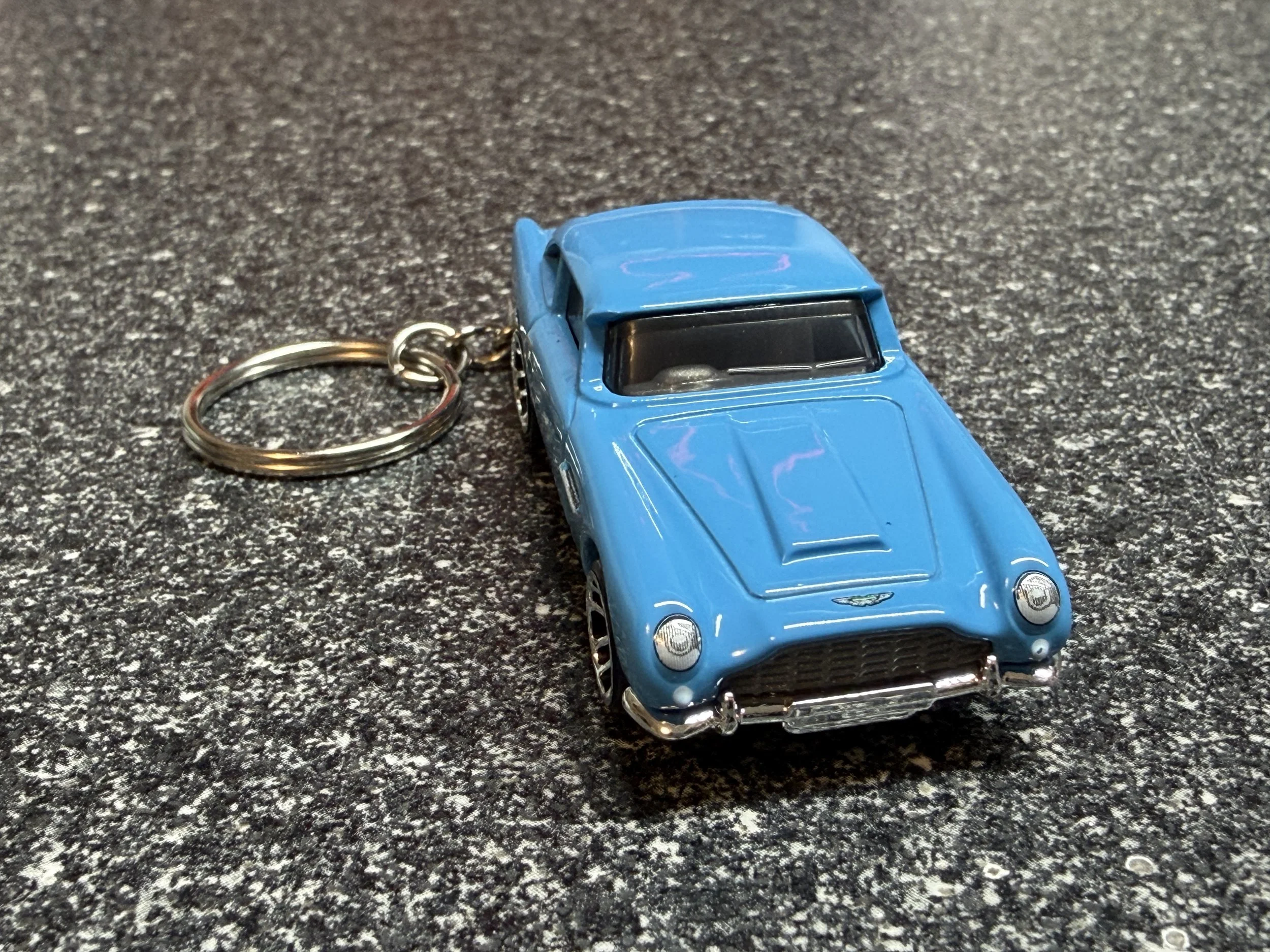 1963 Aston Martin DB5 Silver Keychain Blue Hot Wheels Matchbox 007