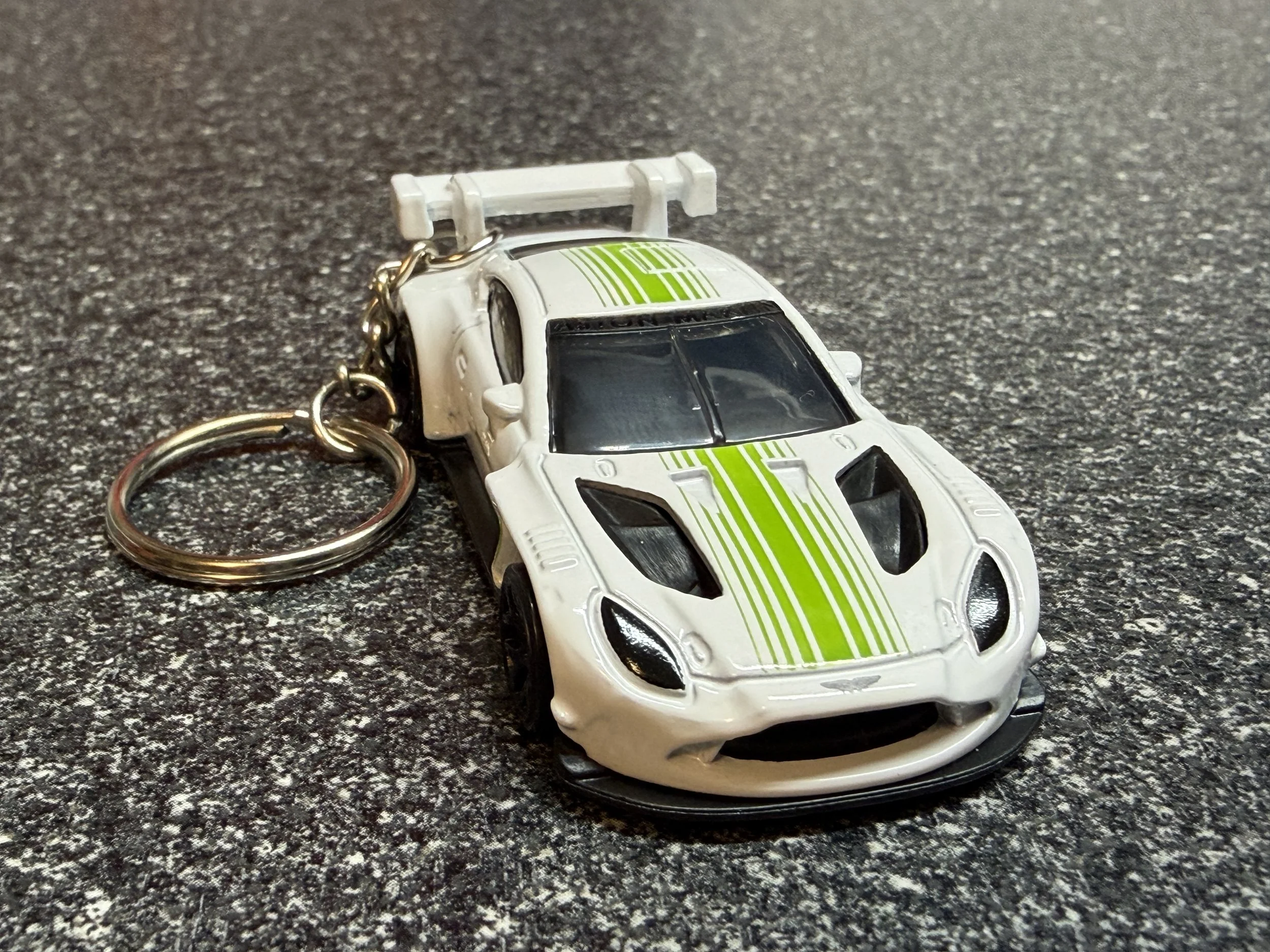 2024 Aston Martin Vantage Keychain White Hot Wheels Matchbox GT3