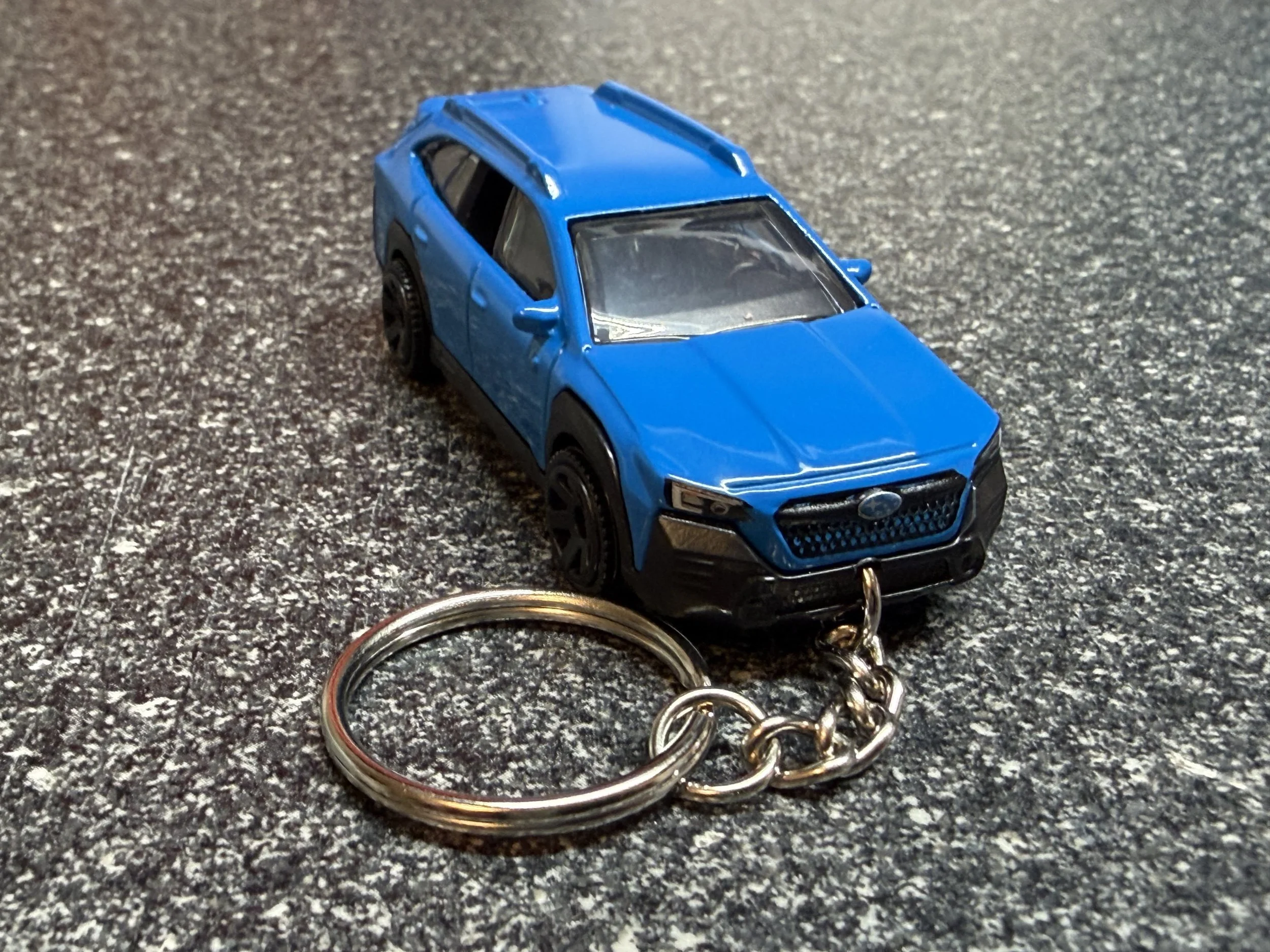 2023 Subaru Outback Keychain Blue Wilderness Matchbox Hot Wheels