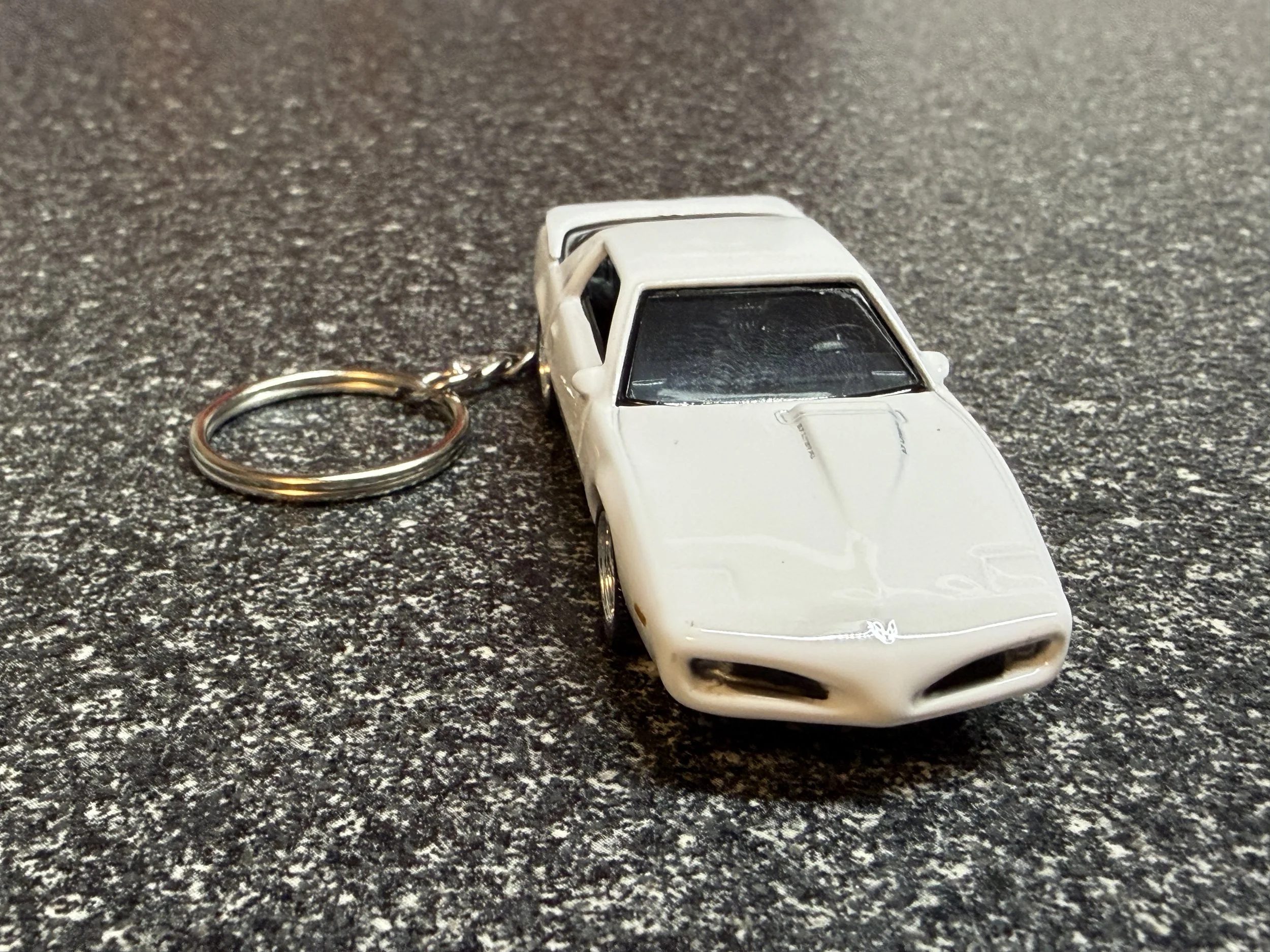 1992 Pontiac Formula Firebird T/A TransAM Keychain White Hot Wheels Matchbox