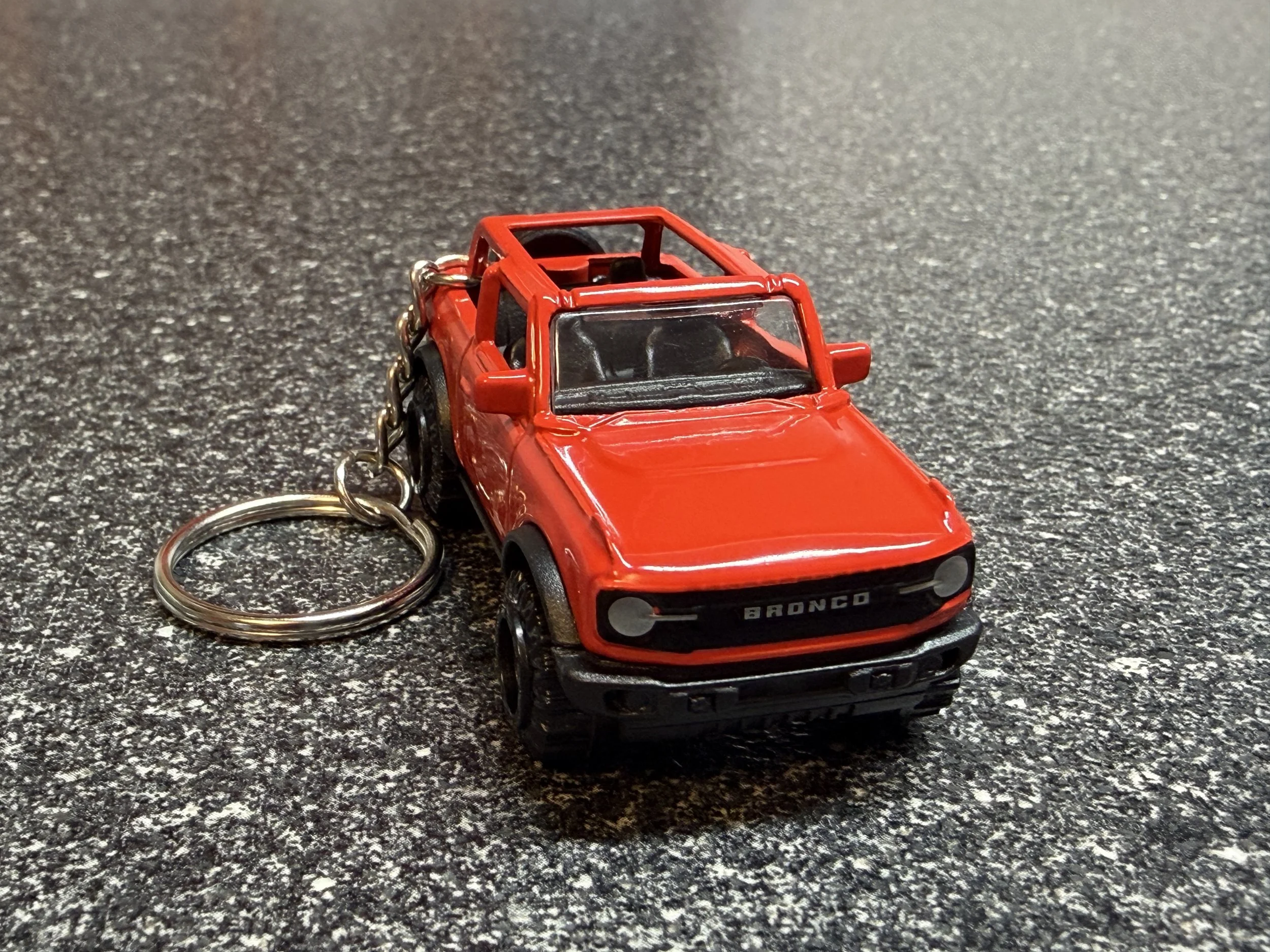 Bronco 2 Door Keychain Red Matchbox Hot Wheels 2021+