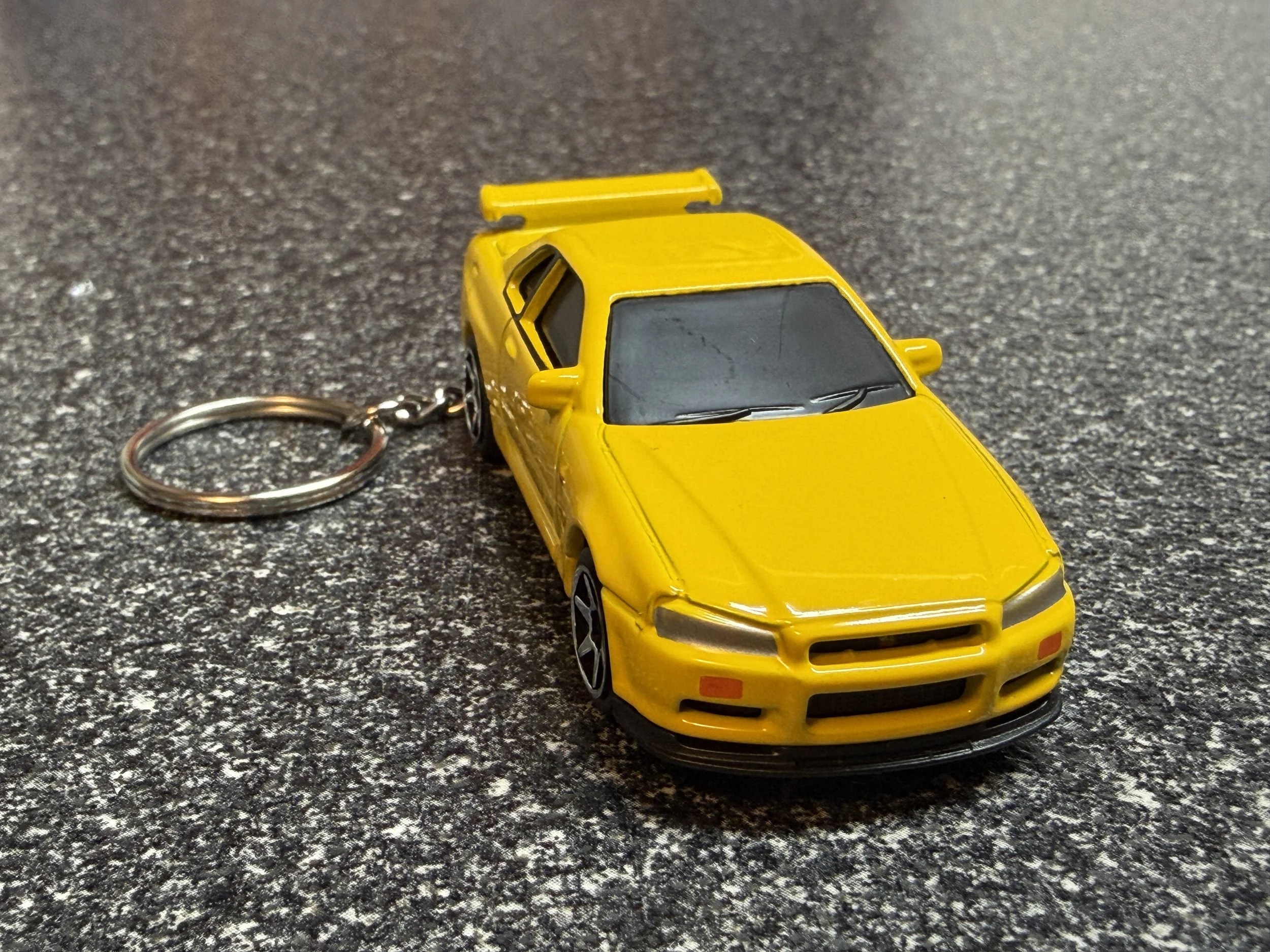 Nissan GT-R Skyline R34 Keychain Yellow Hot Wheels Matchbox