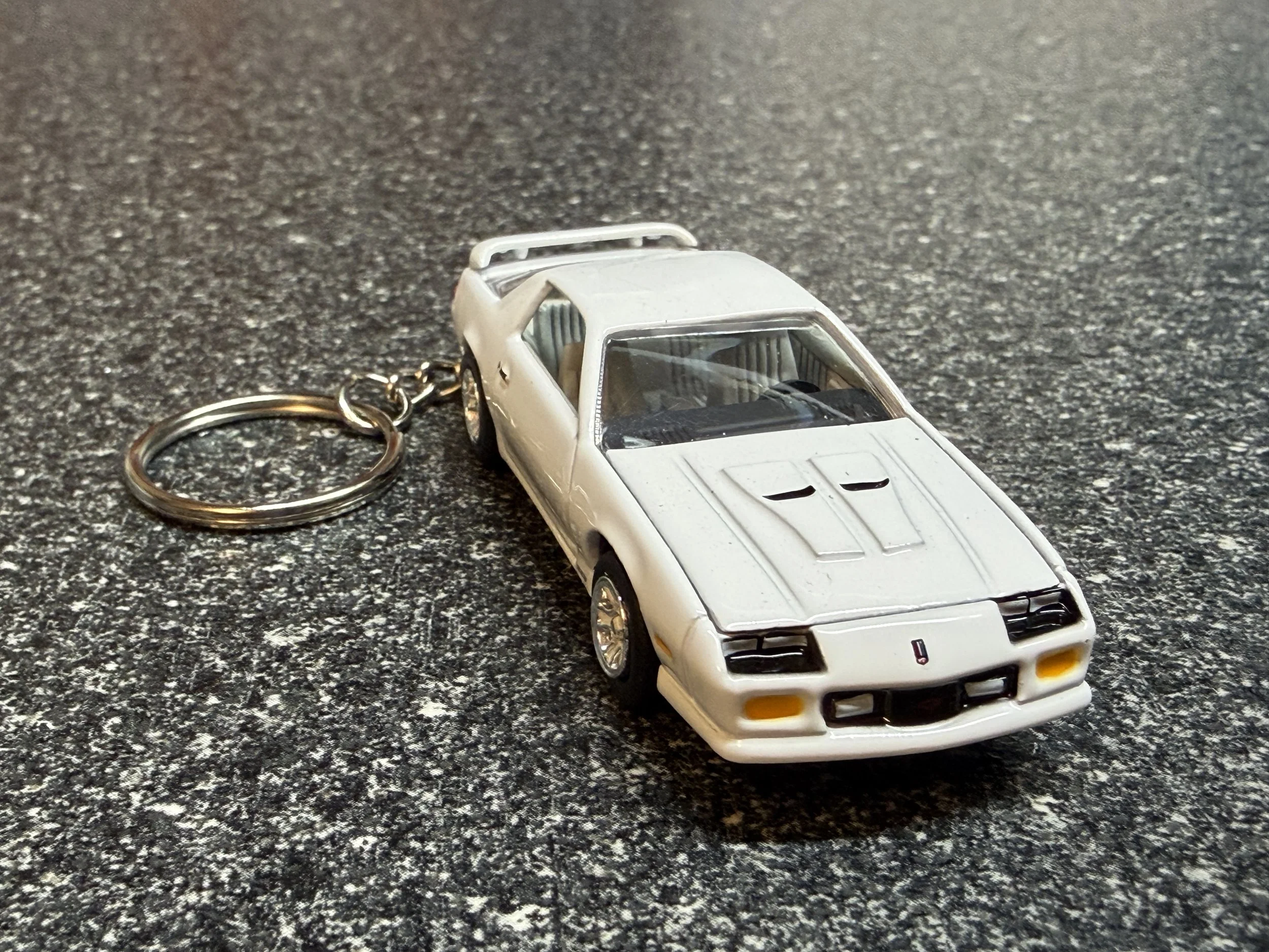 Chevy Camaro Z28 Keychain Blue Hot Wheels Matchbox 1991 1LE