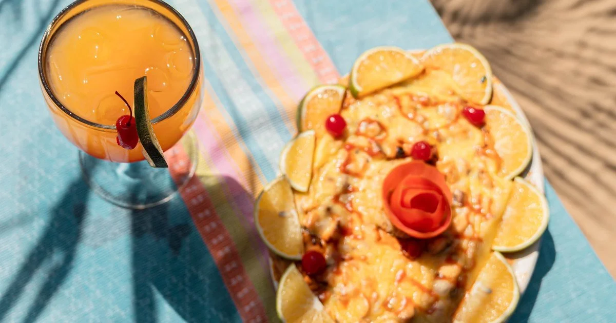 Ideas de reels para restaurantes: 12 videos que puedes grabar esta semana