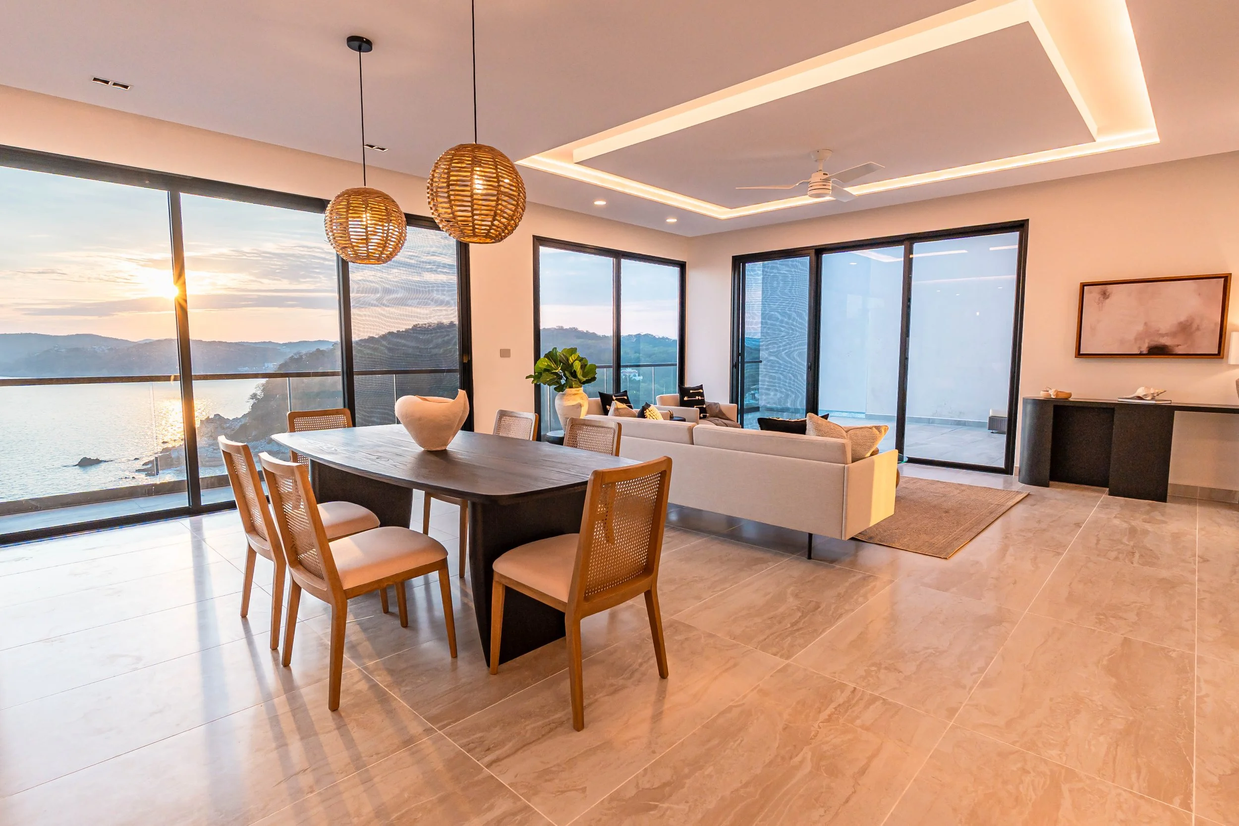 comedor-vista-atardecer-renta-vacacional-huatulco.jpg
