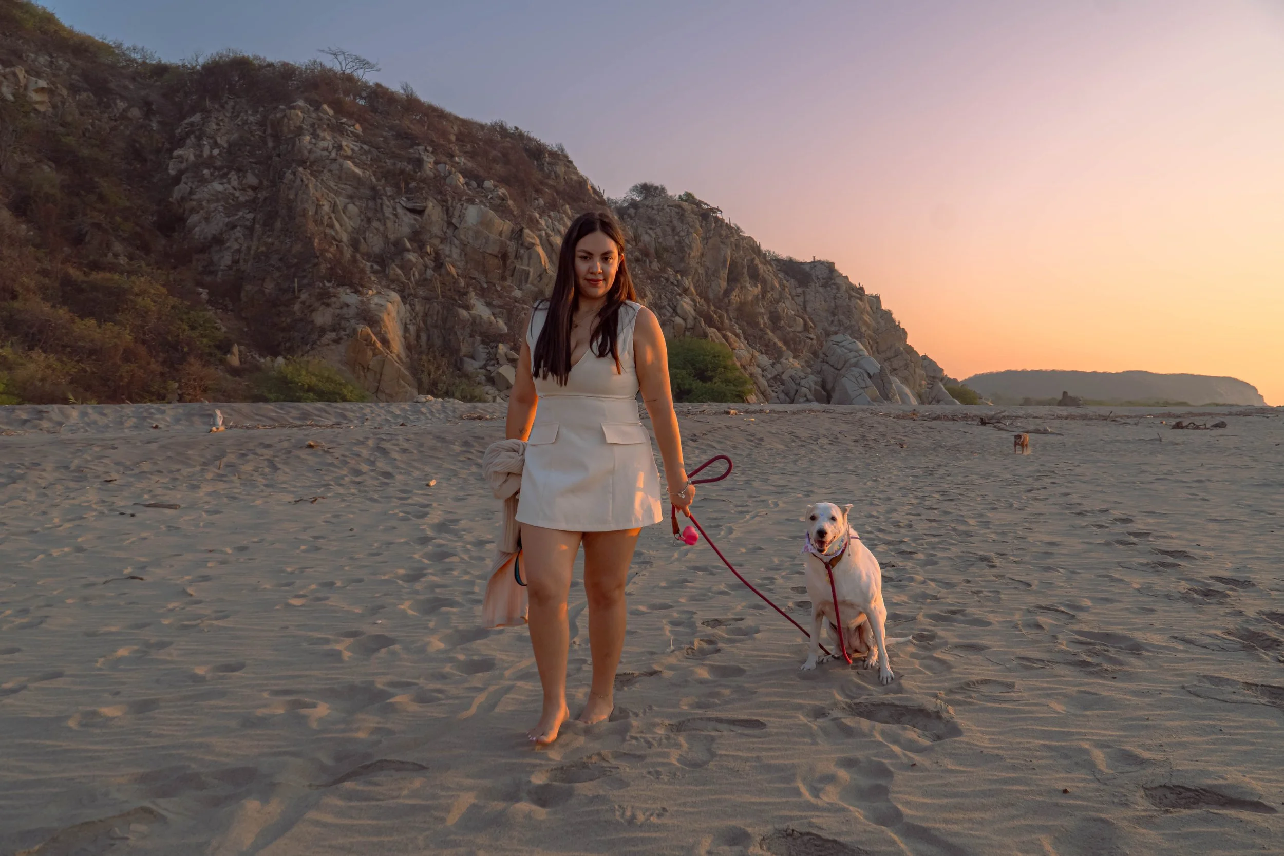 sesion-fotos-pet-friendly-con-perro-playa-huatulco.jpg
