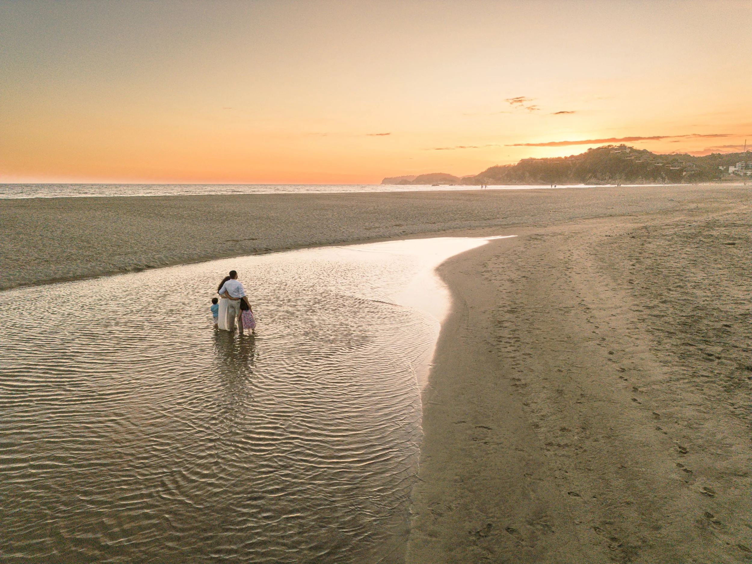 fotografia-aerea-playa-atardecer-huatulco.jpg