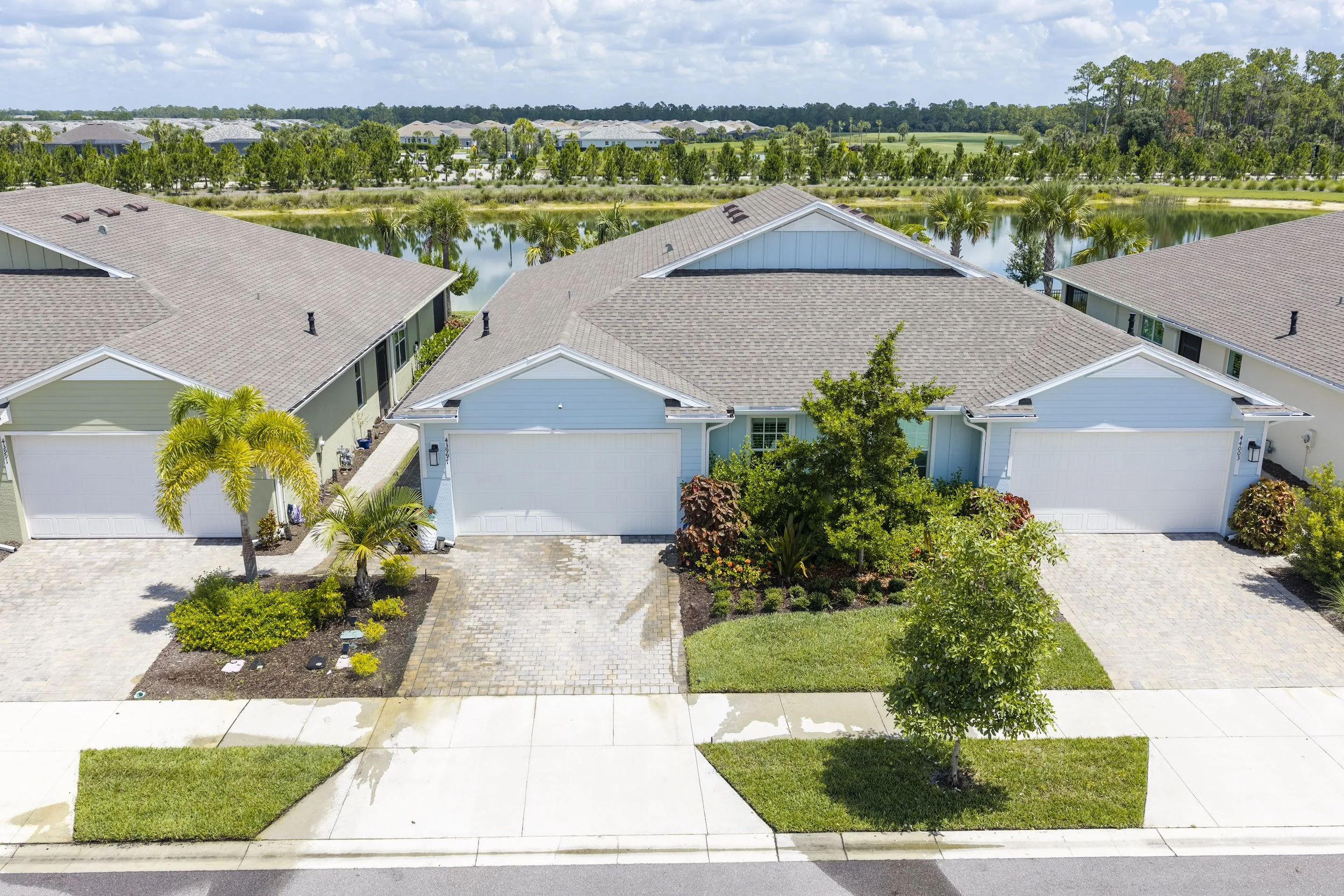 43997 Blue Heron Ln-.jpg