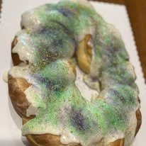 Strawberry Cream Cheese King Cake (small)