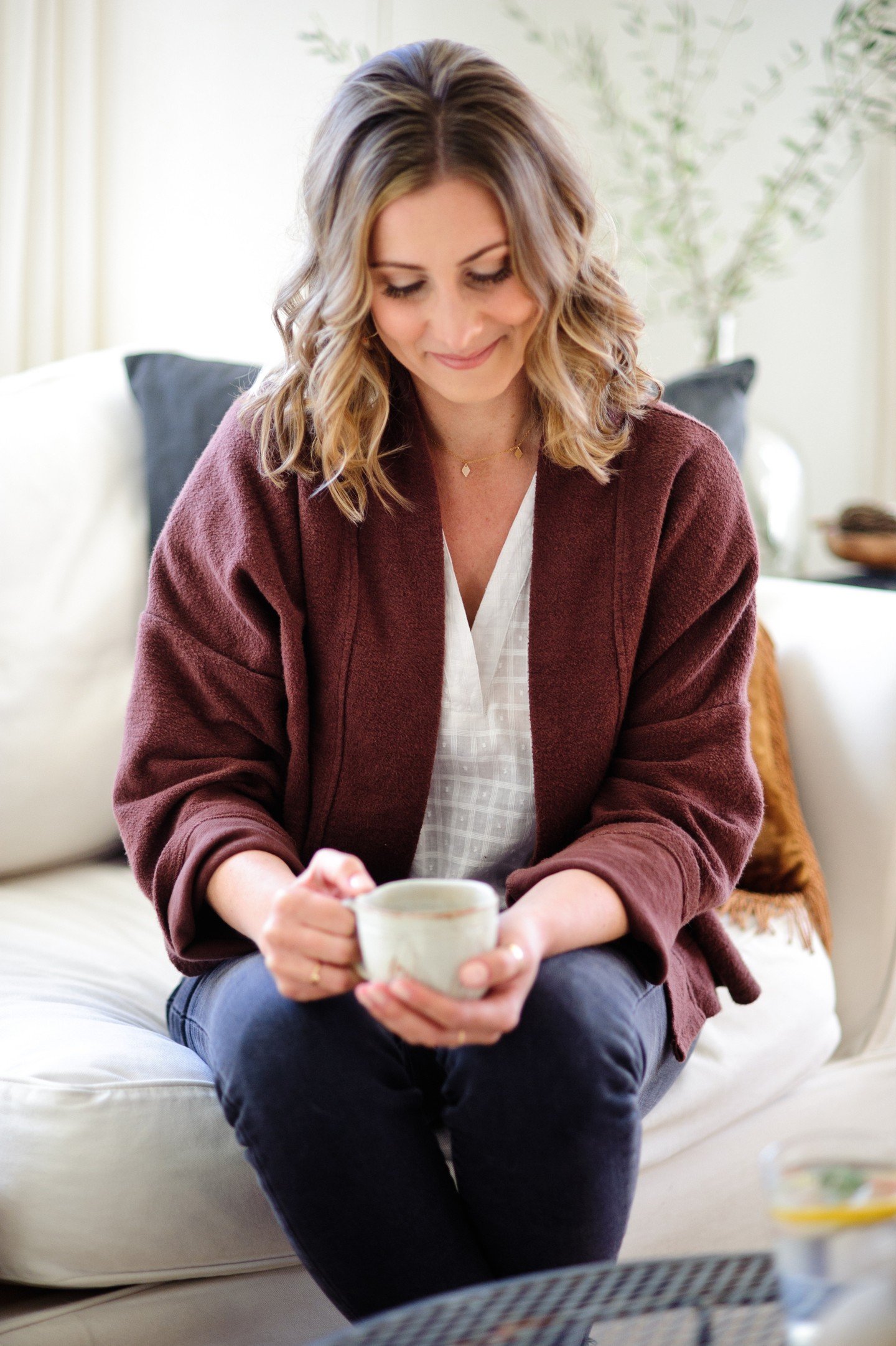 Hi beauty, I&rsquo;m Trinity!  A holistic therapist, creative guide, and sanctuary-builder for sensitive souls. 🌙

I support other creative, tender-hearted women (25&ndash;40) navigating anxiety, chronic pain, and emotional stress and overwhelm&mdas