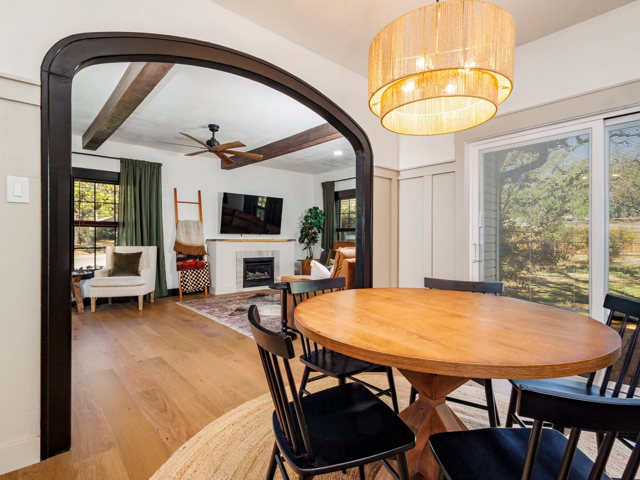 02_downstairs2048 (8 of 21).jpg