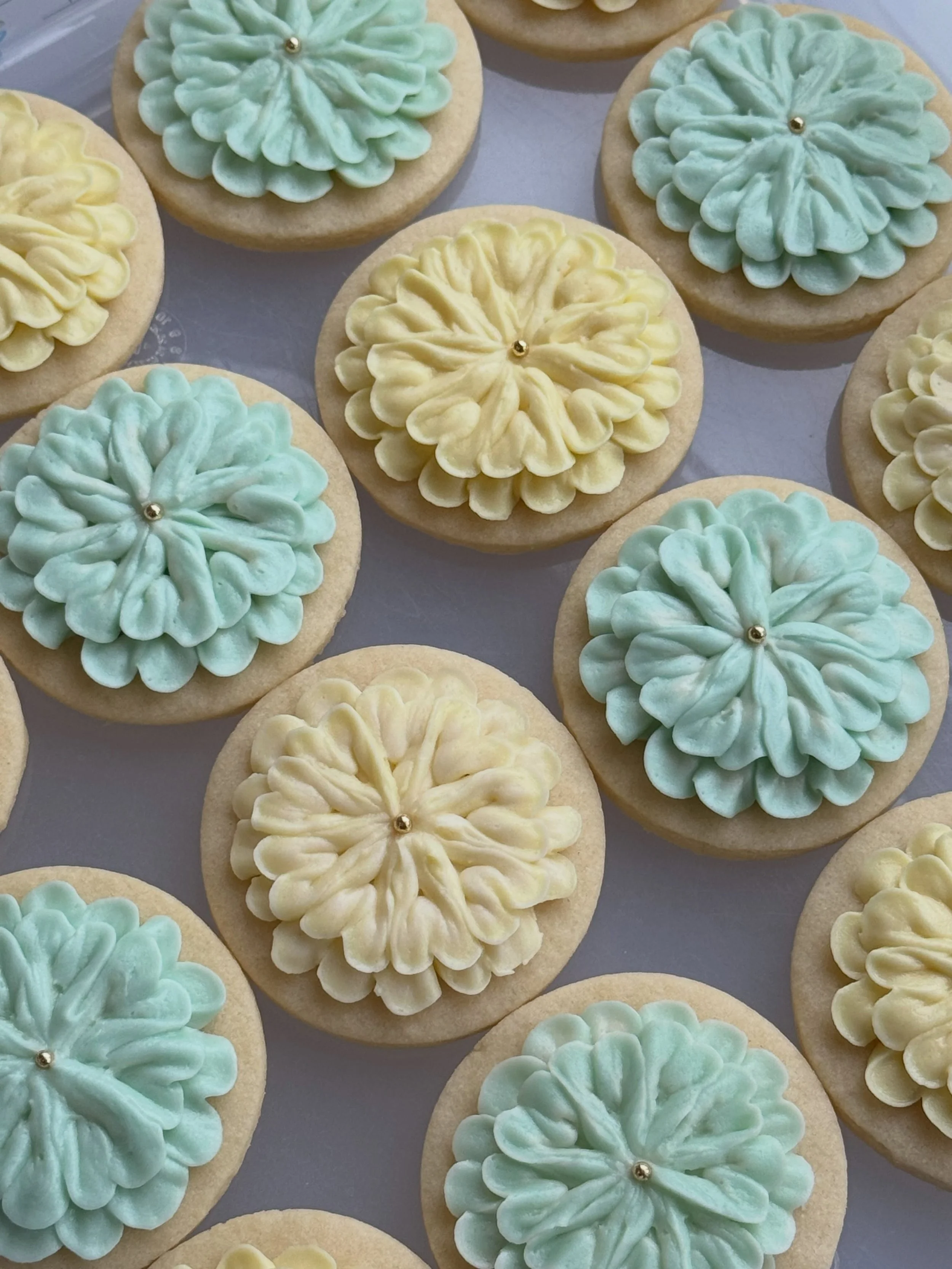 Buttercream flowers are always in season!