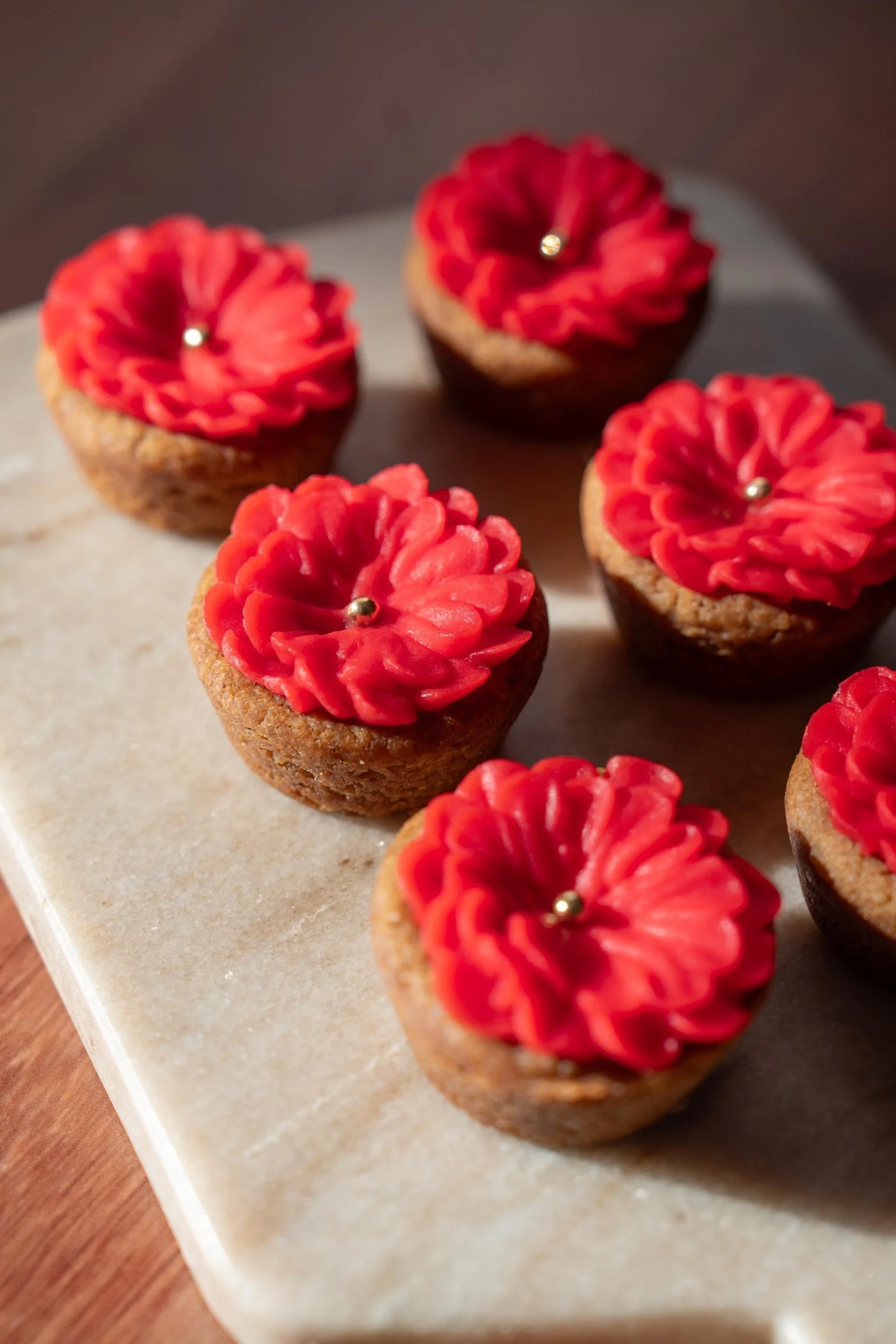 Cardamom Molasses Cookie Cups (Eggless)