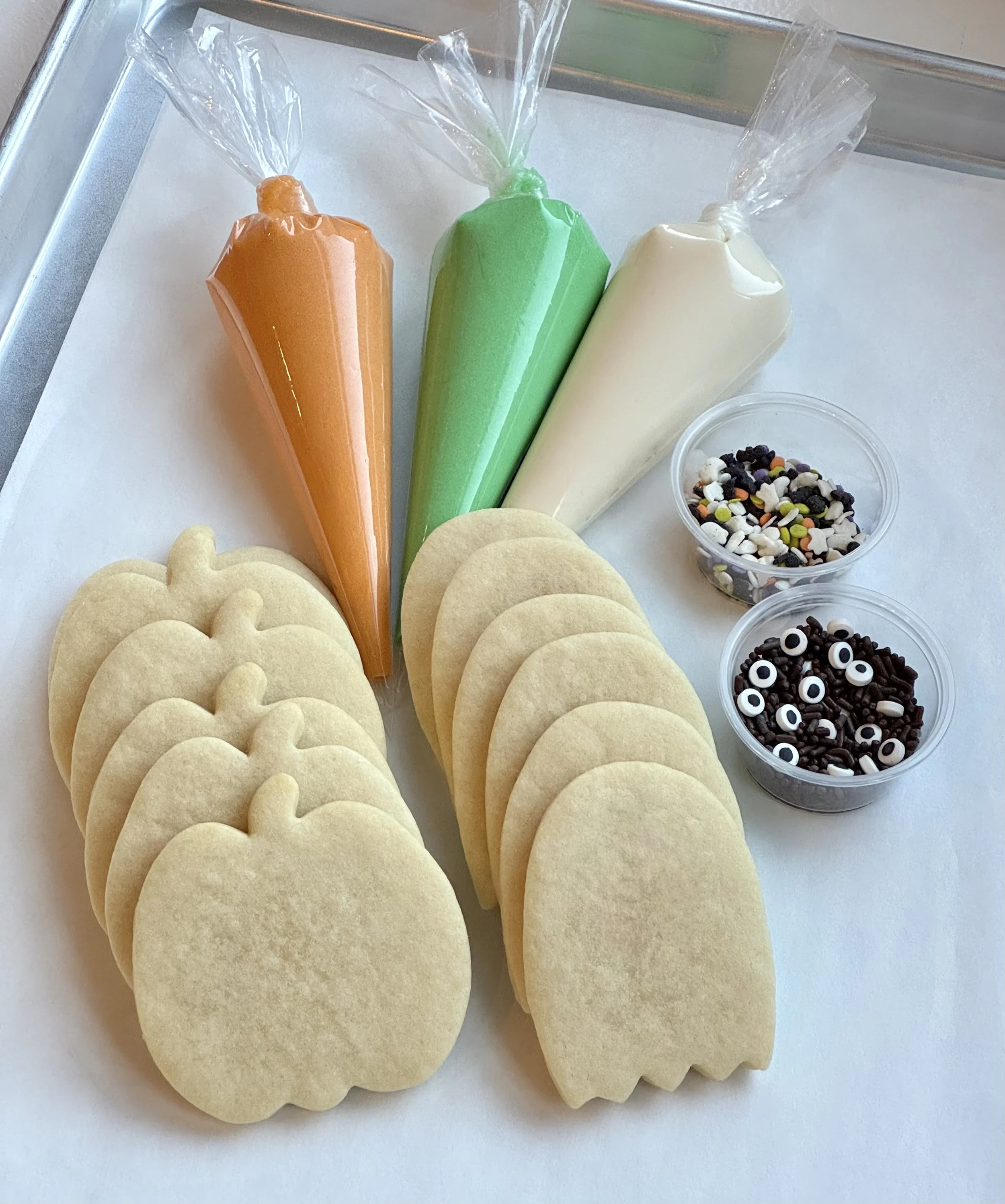 Halloween DIY Cookie Decorating Kit