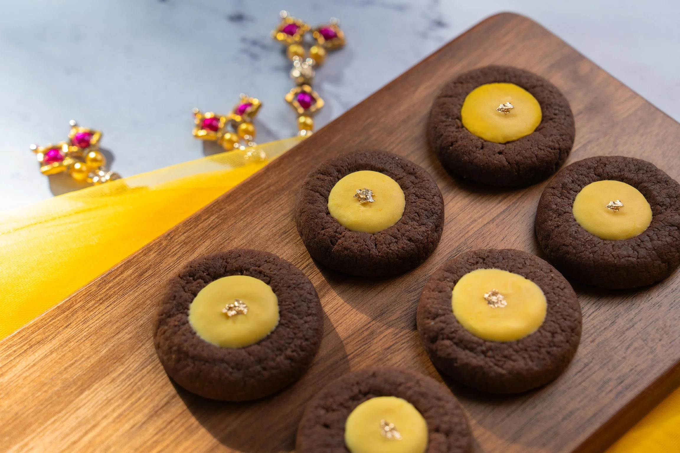 Chocolate Thumbprints with Saffron Ganache (Eggless)