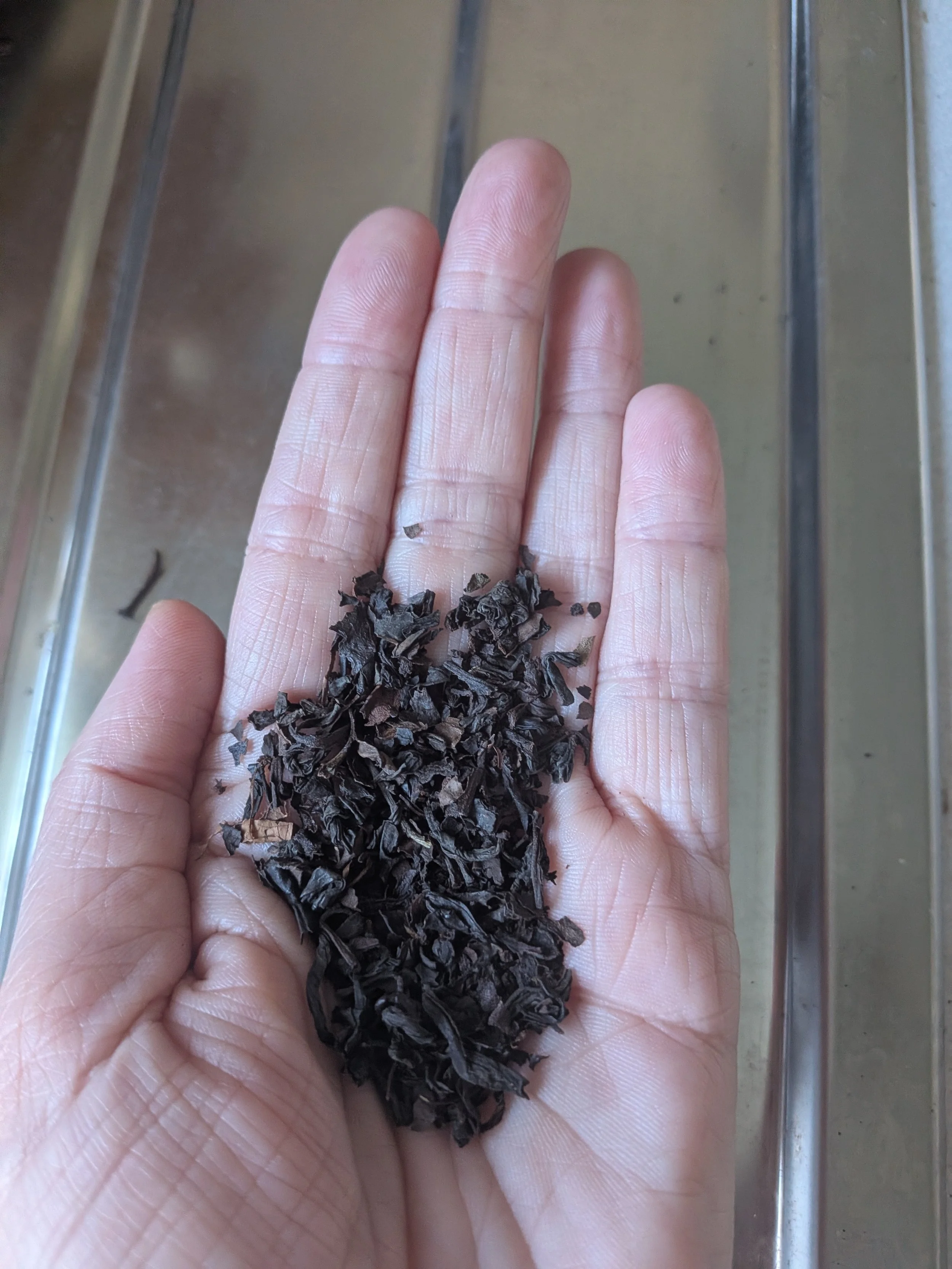 A Smoky kitchen neutraliser for lingering cooking smells