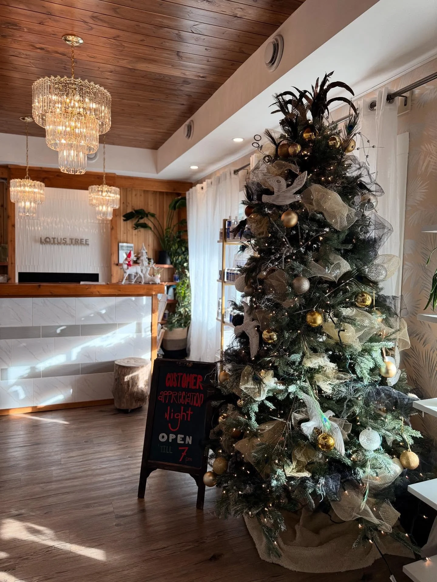 It&rsquo;s customer appreciation night and we&rsquo;re open late until 7pm to celebrate YOU! 

Stop by, shop, and take part in our special giveaway &mdash; (details to enter provided at the boutique) ✨

See you tonight! 🫶🏻