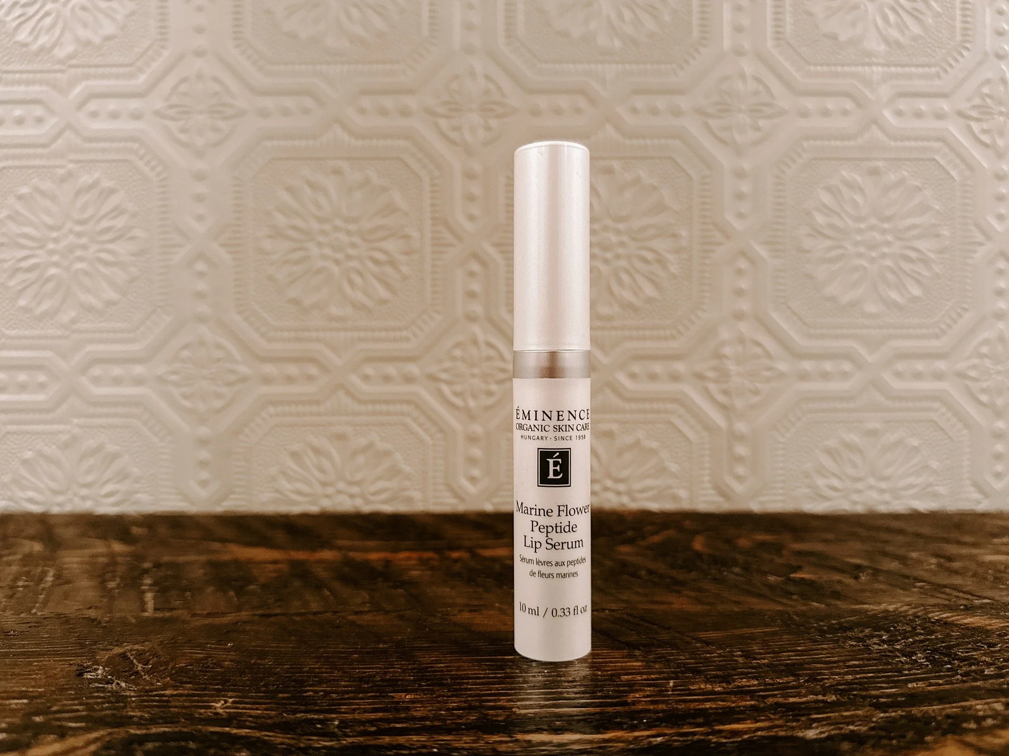 More than a lip gloss ✨ Eminence Marine Flower Peptide Lip Serum is powered by natural peptides and marine botanicals to help visibly plump, smooth, and hydrate the lips. Supports collagen appearance while softening fine lines for healthier-looking l