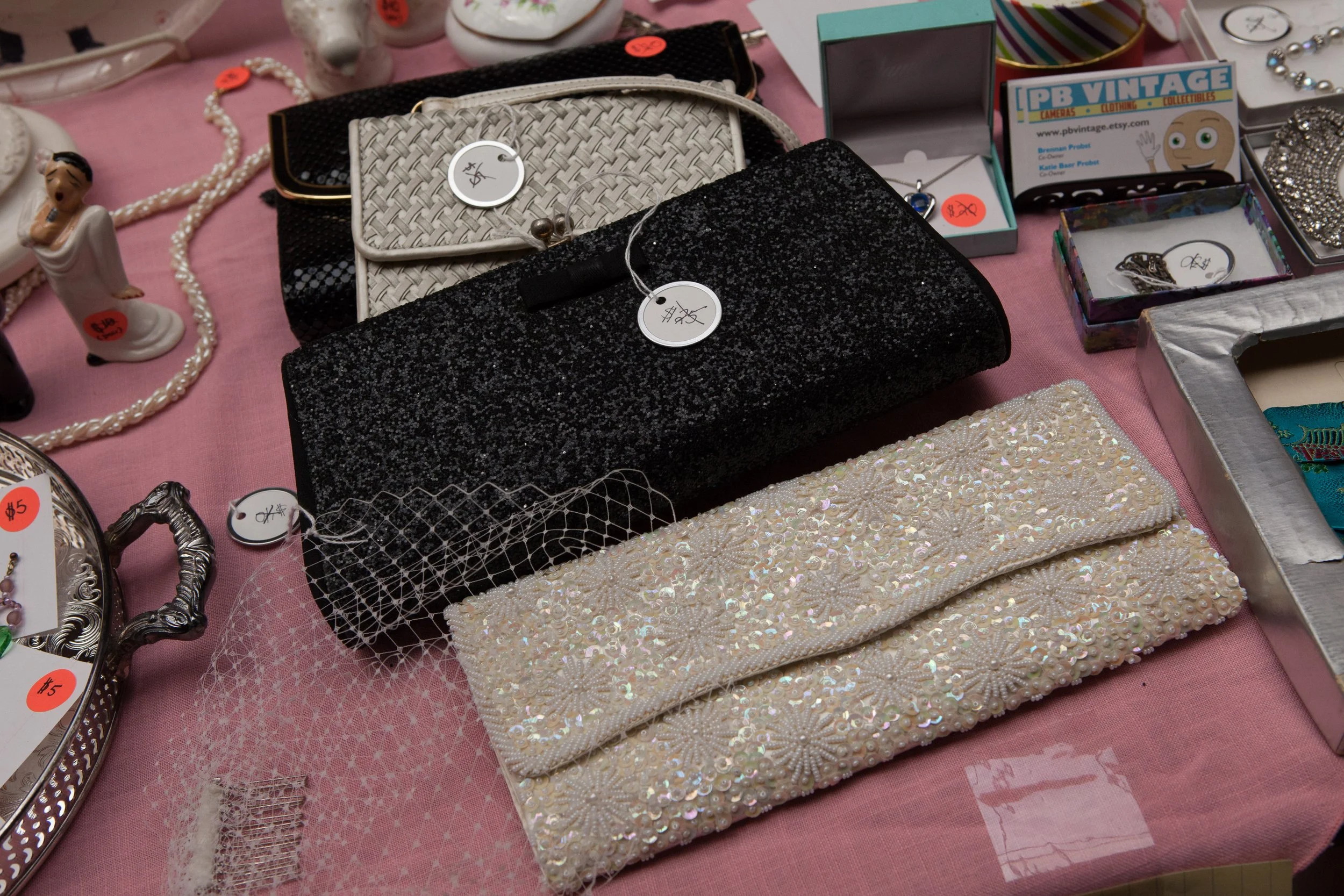 clutches that go with the wedding outfit