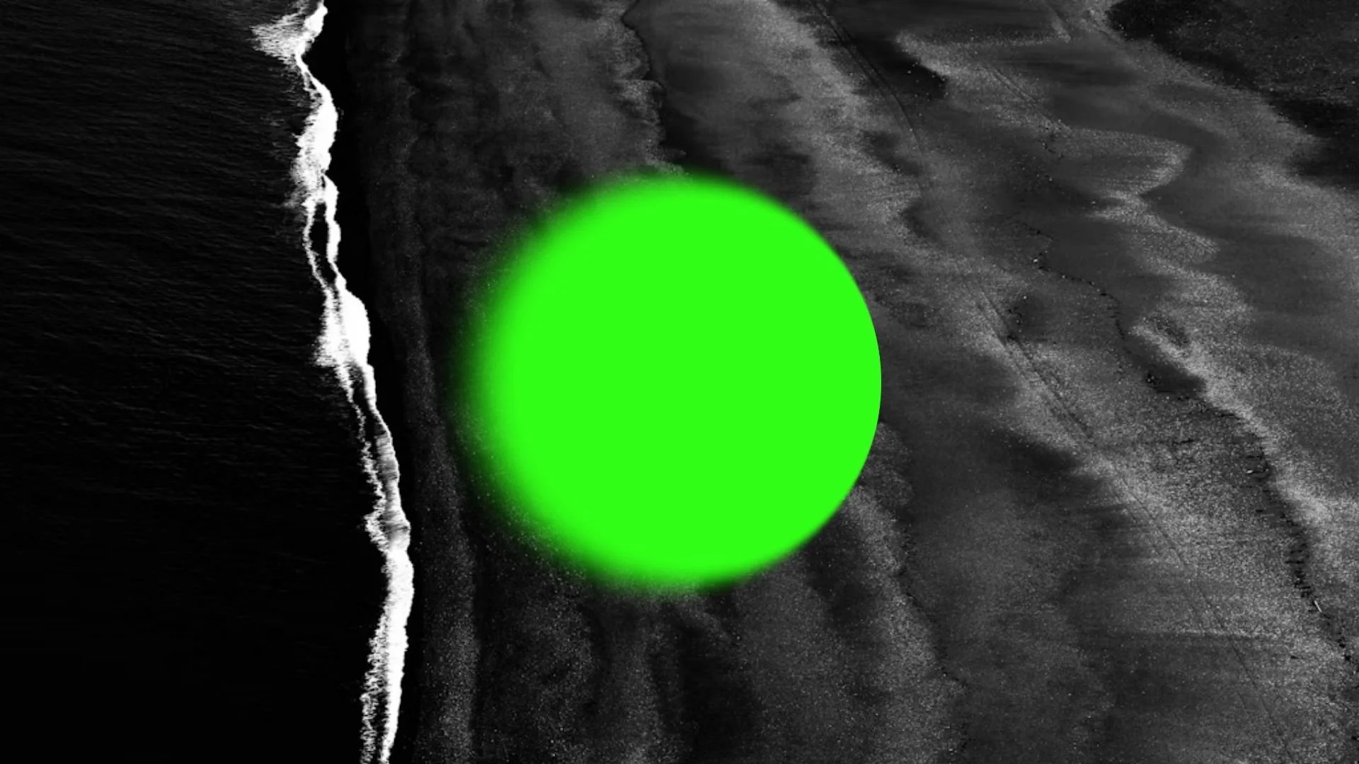 Si le son et la méditation sur de la techno pouvait être visible serait pour nous les vagues et les vibrations qui se jouent à la surfaces mais aussi en profondeur. Cette lumière verte aussi, énigmatique surnaturelle qui nous garde ancré.