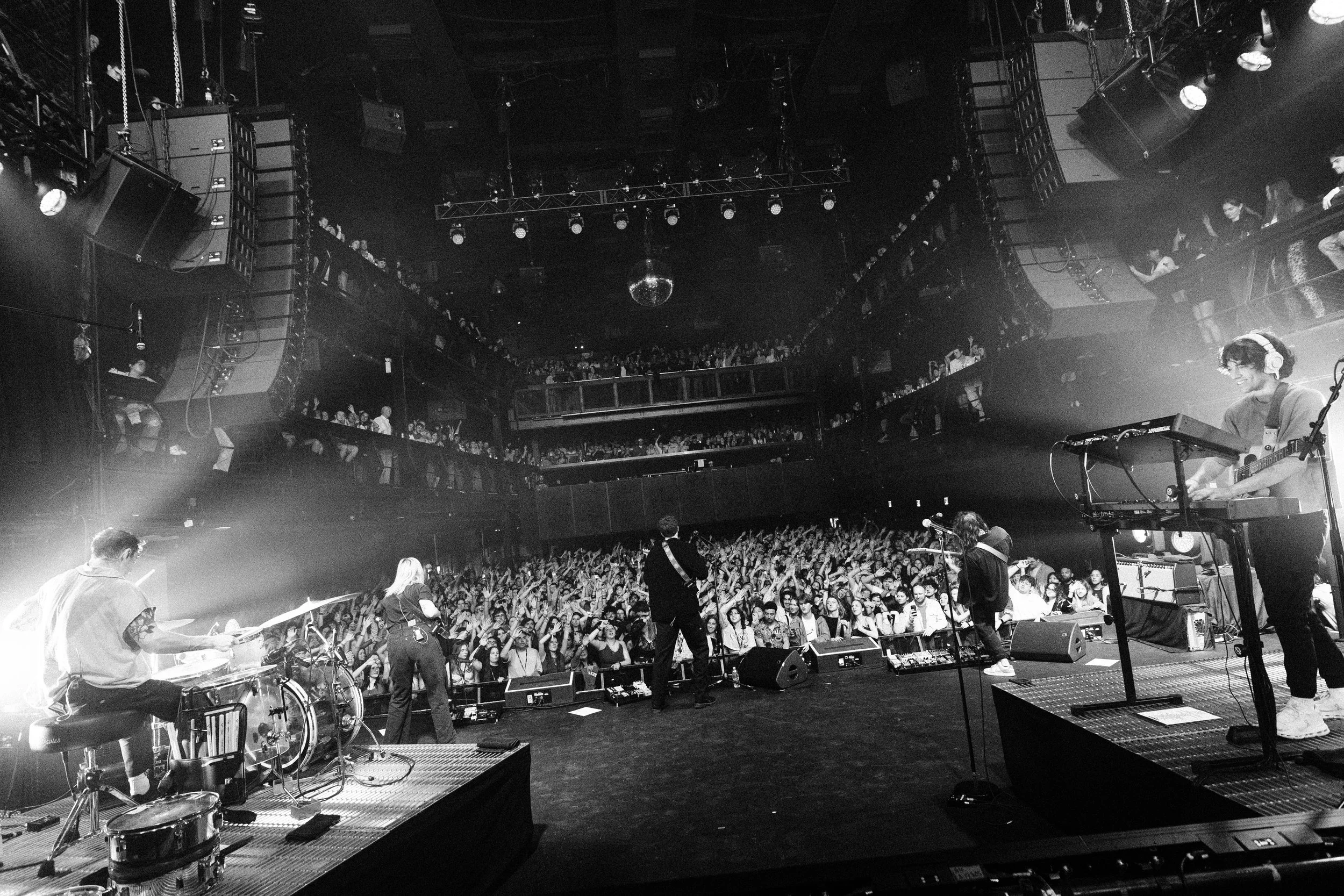 flipturn live photo (c_ Amanda Laferriere - @ajpgphoto).jpg