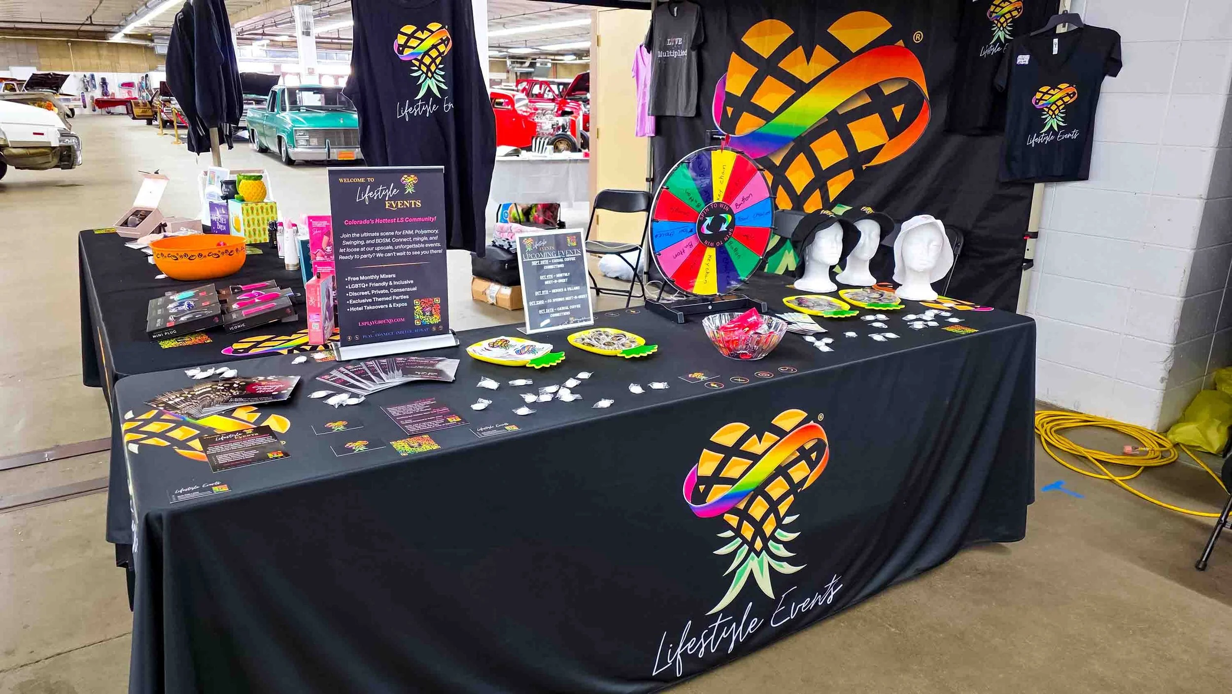 Trade-Show Promos, Flyers, Banners, Apparel, Giveaways
