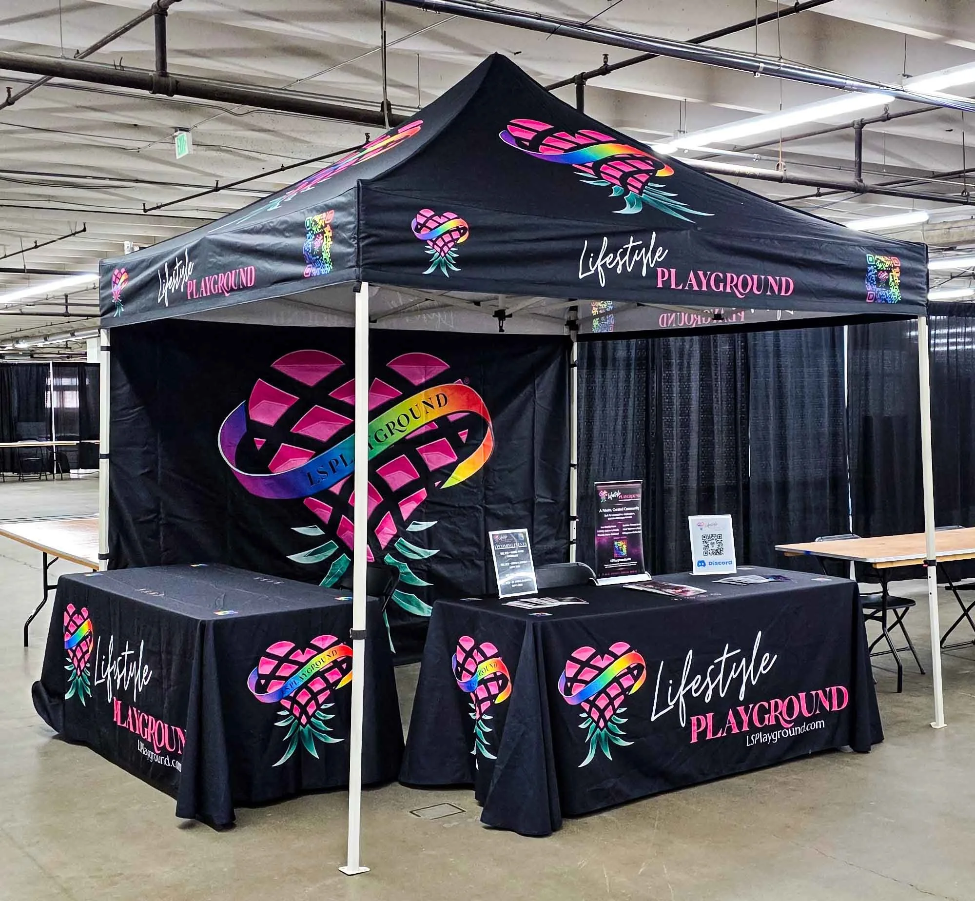 Trade-Show Tent with Back Wall and Matching Tablecloths 