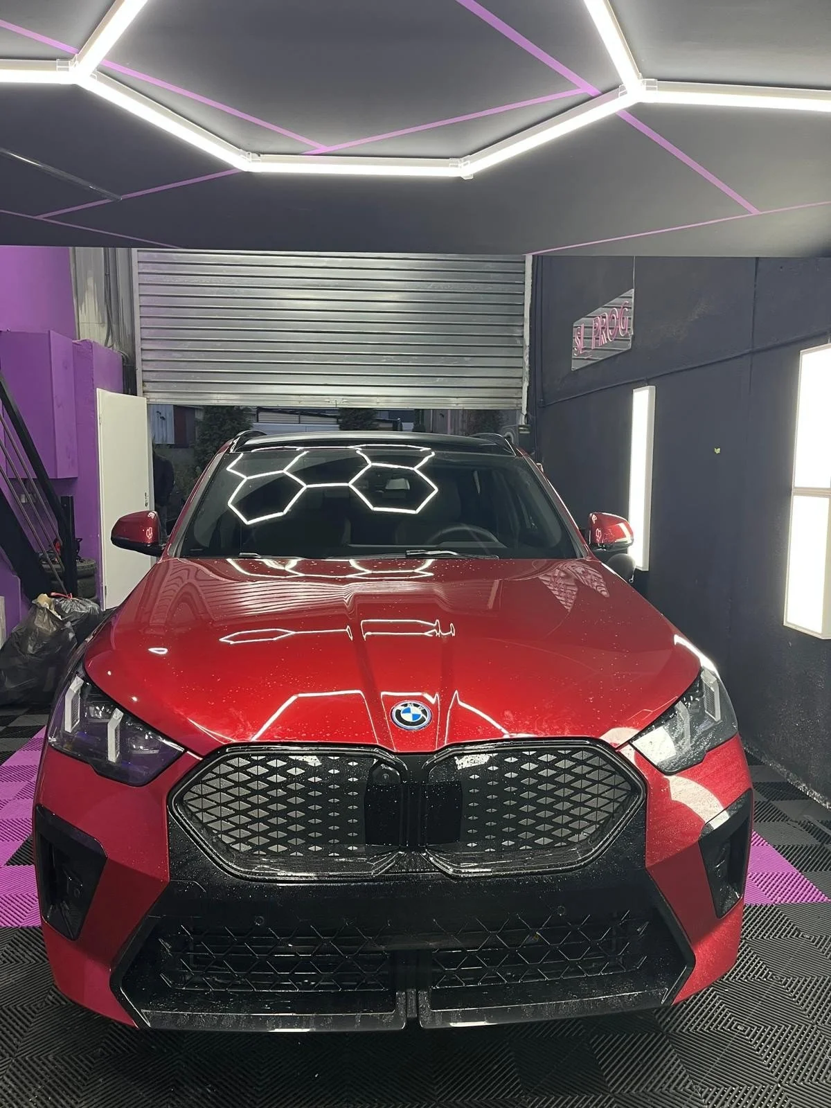 BMW rouge clean.jpg