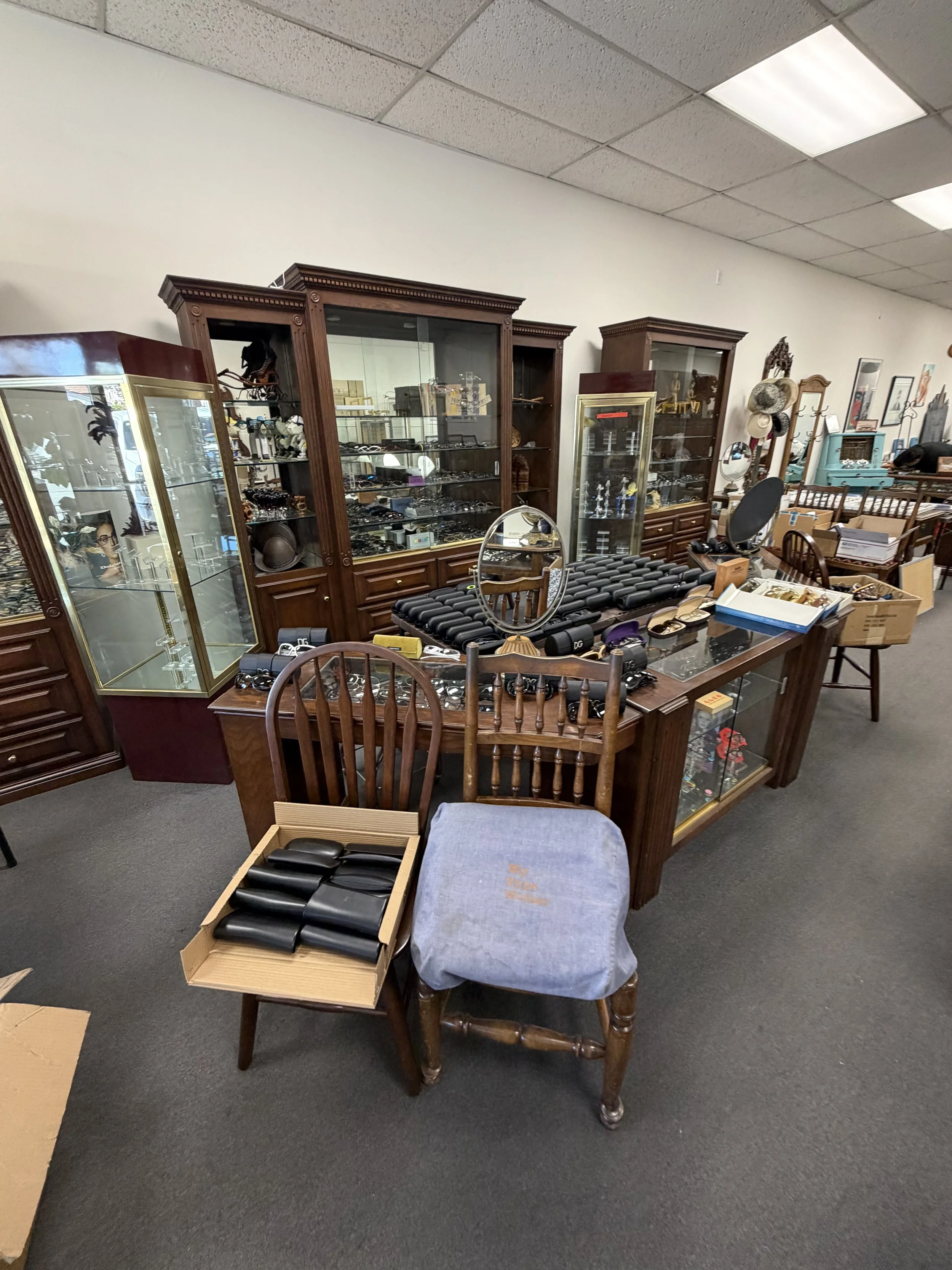 Reseda Optometry Store Liquidation