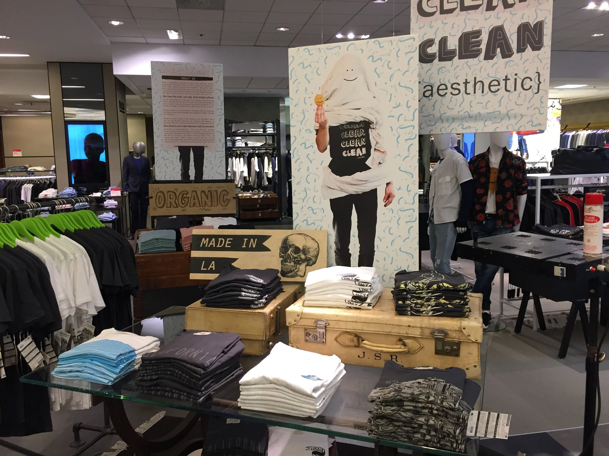 Bloomingdales-Beverly-Center-Display