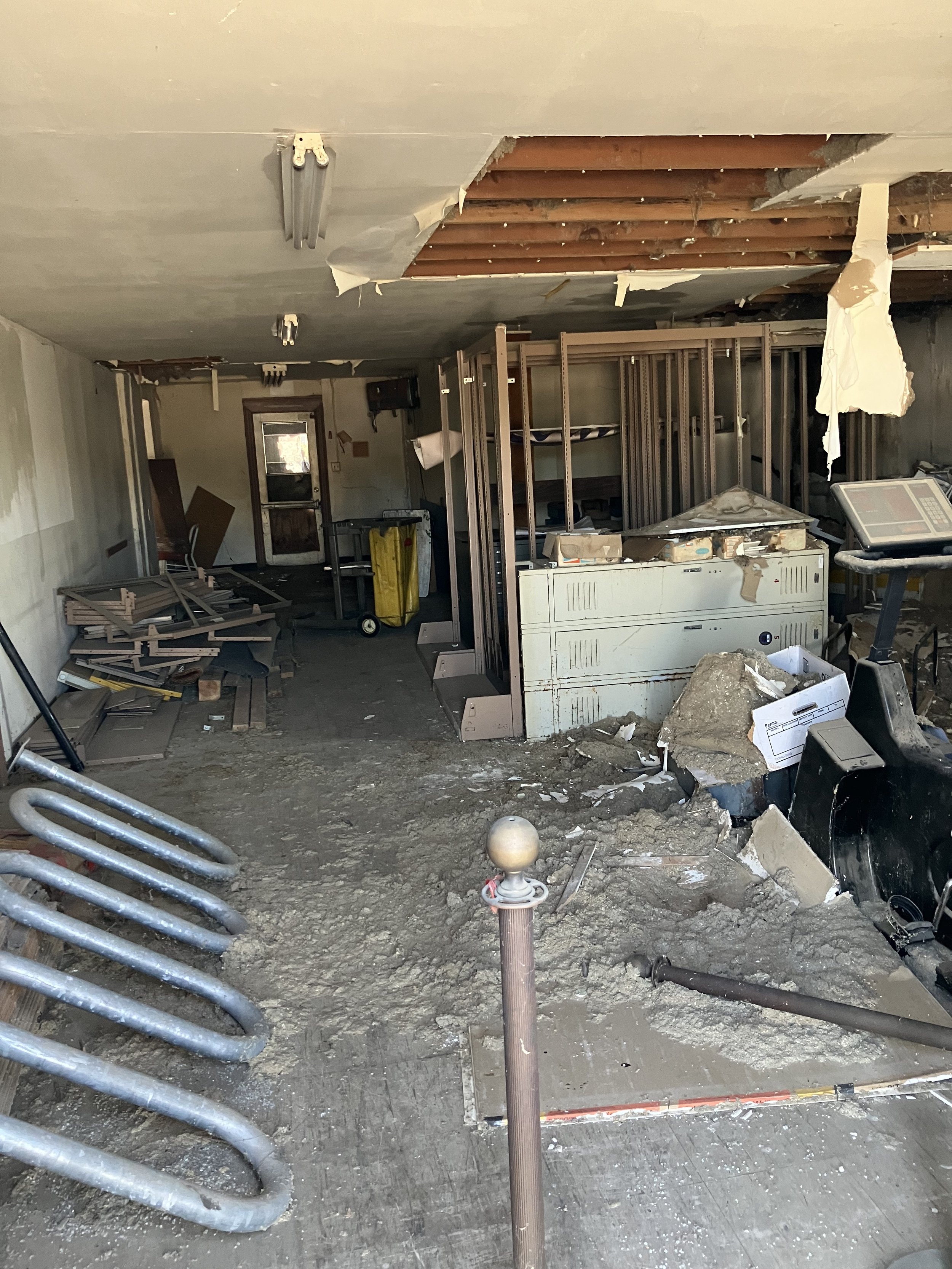 08 Junk & Debris.jpg