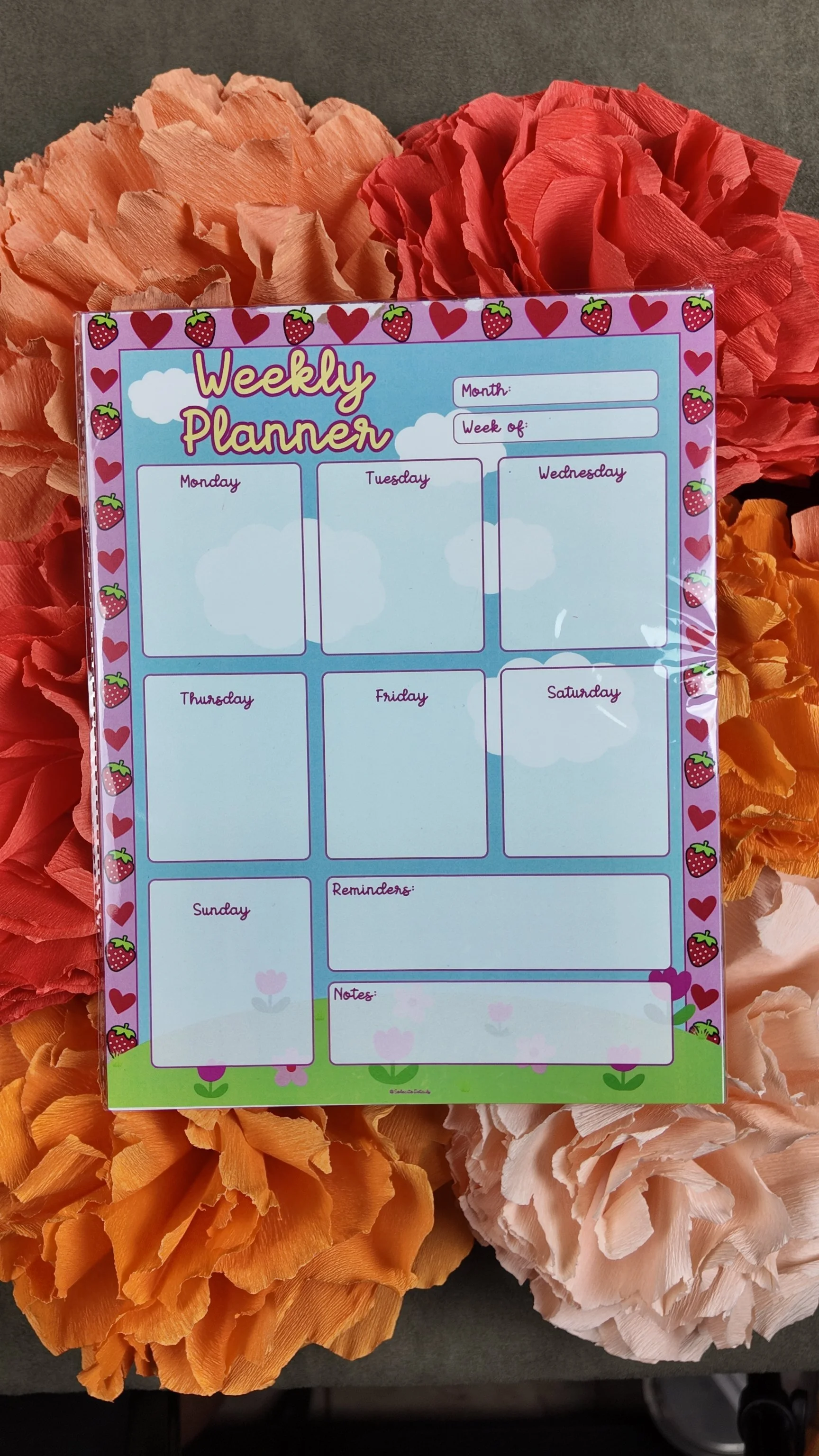 Strawberry kawaii weekly planner