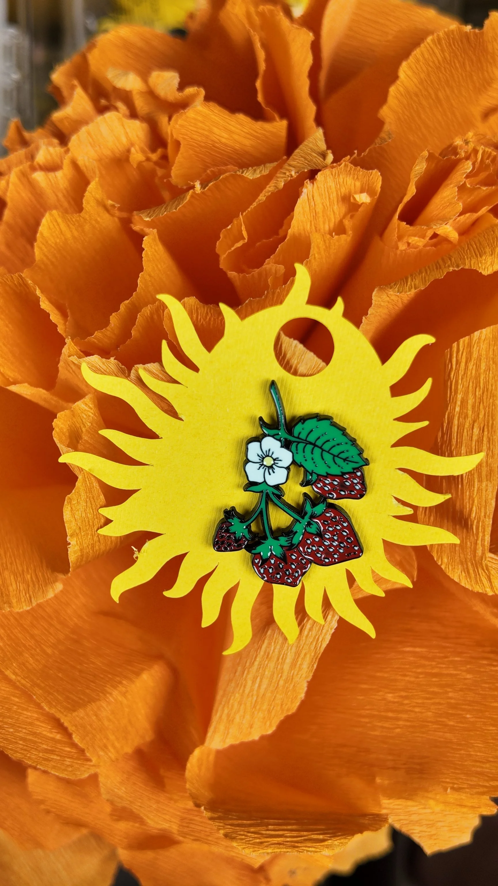 Strawberry vine pin