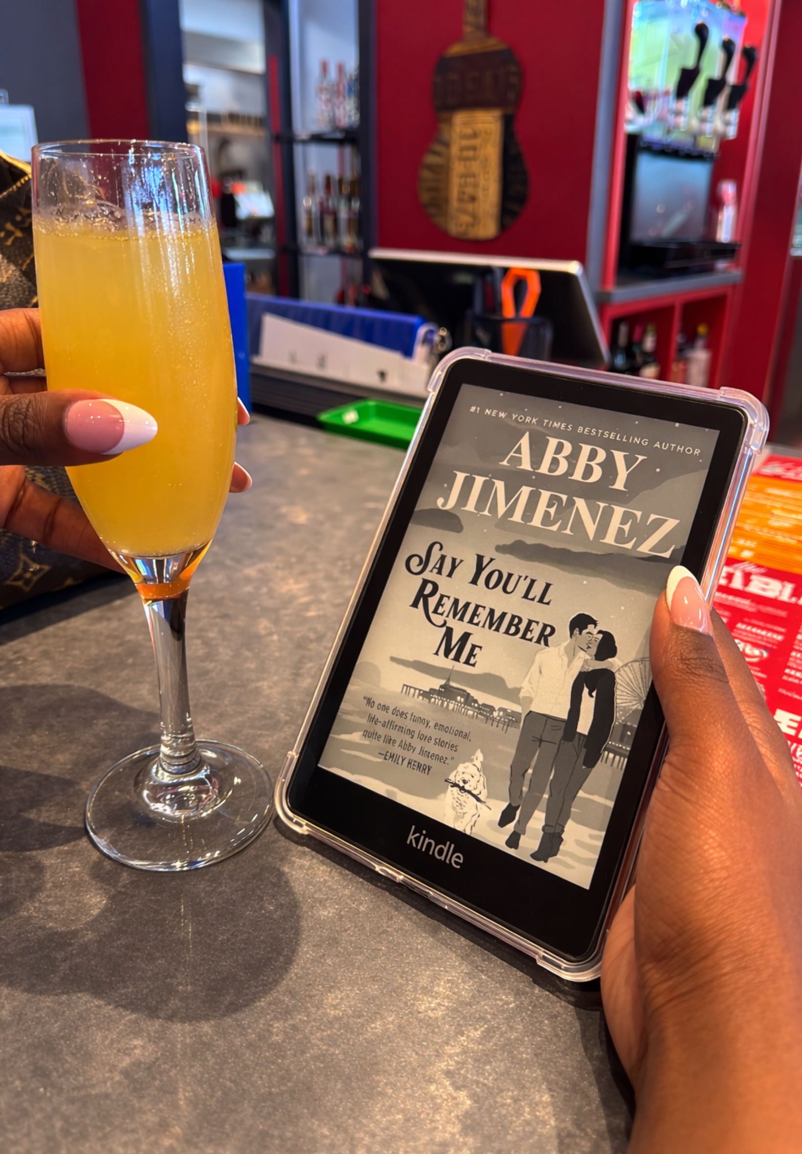 Reading at bars: a love letter