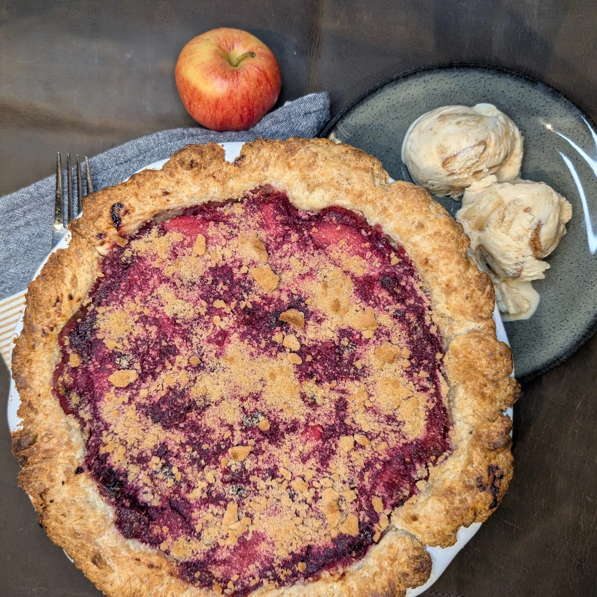 Cranberry Apple Pie with Graham Cracker Crust