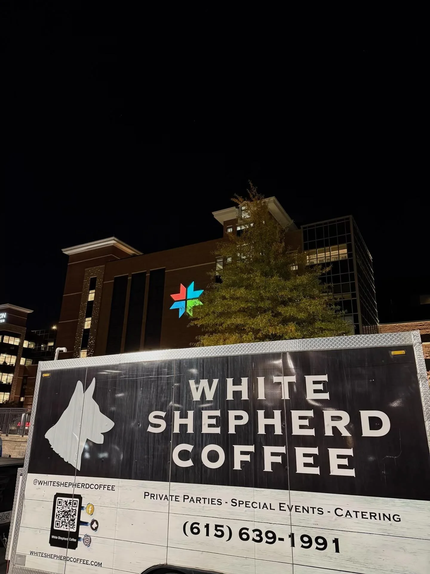 Last week we teamed up with Williamson Health for an incredible employee appreciation event. 🙌

We served the @williamson_hlth team at both of our shops and deployed both mobile units to the hospital&mdash;pouring coffee for over 750 amazing people 