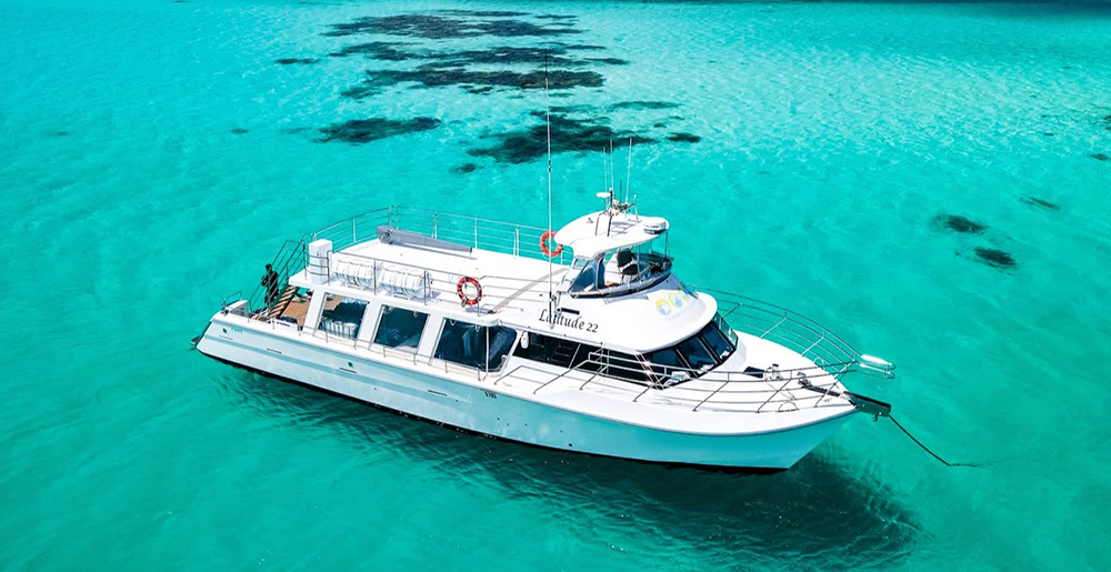 Expedition Vessel Latitude 22