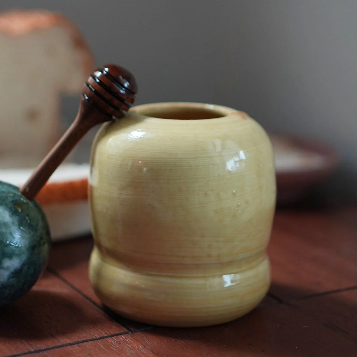 honey-jar-3.jpg