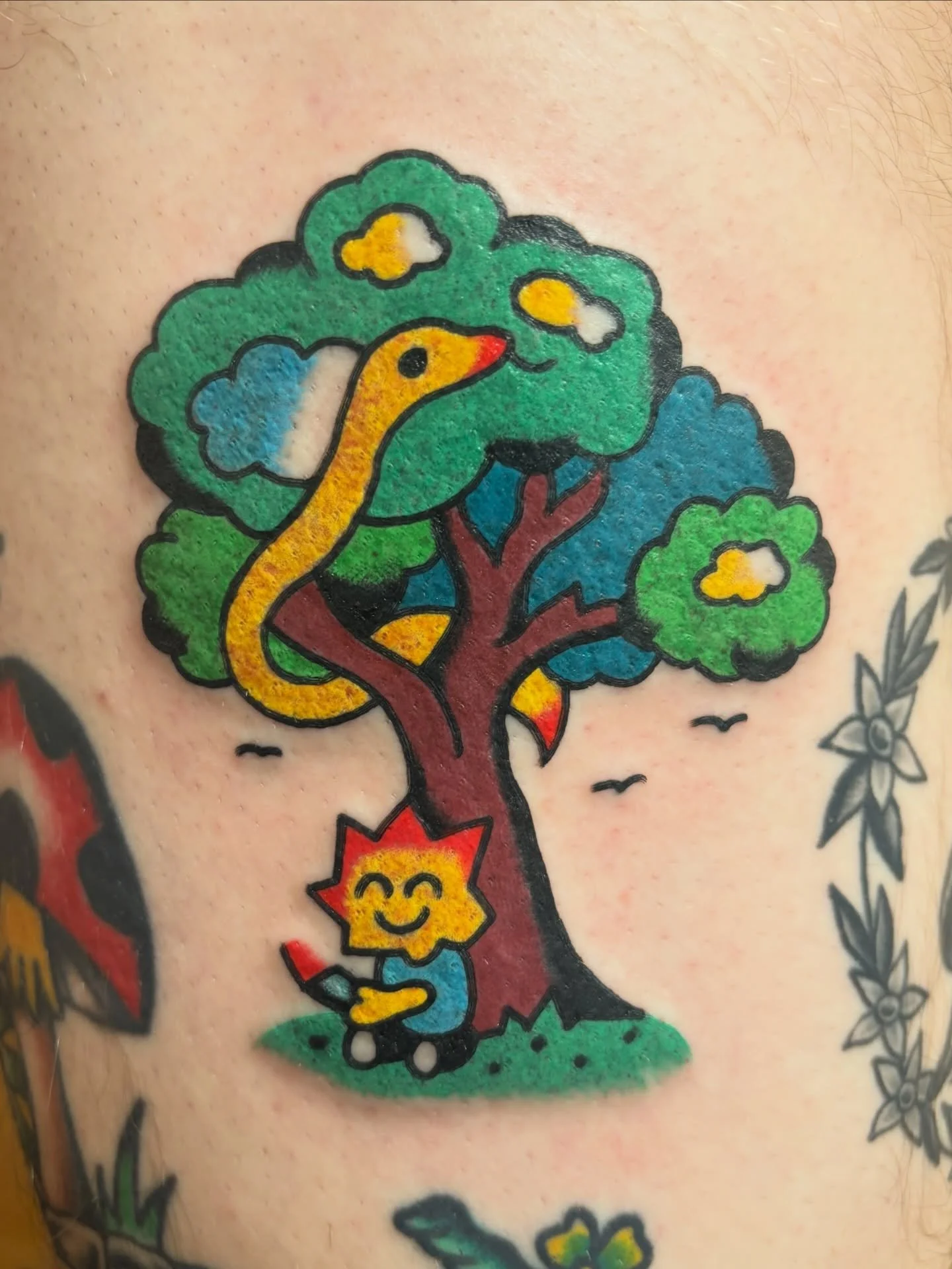 G&rsquo;day 👋🏽 check out some work from our resident skibi-Dave @sweetdave__ ! He&rsquo;s serving some fun times and good vibes. Catch him here on Thursdays, Saturdays and Sundays ☮️

#haightstreettattoo #haightashbury #haightst #haightsttattoos #t