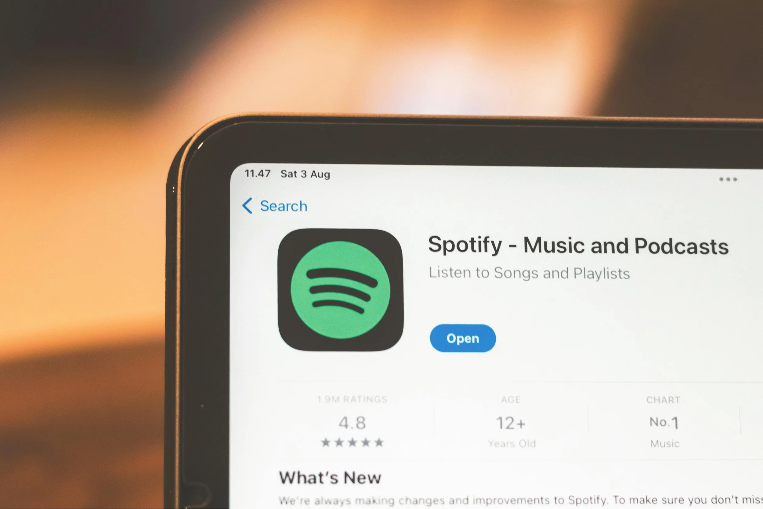 Spotify Invests $100 Million in Podcasting to Compete with Apple