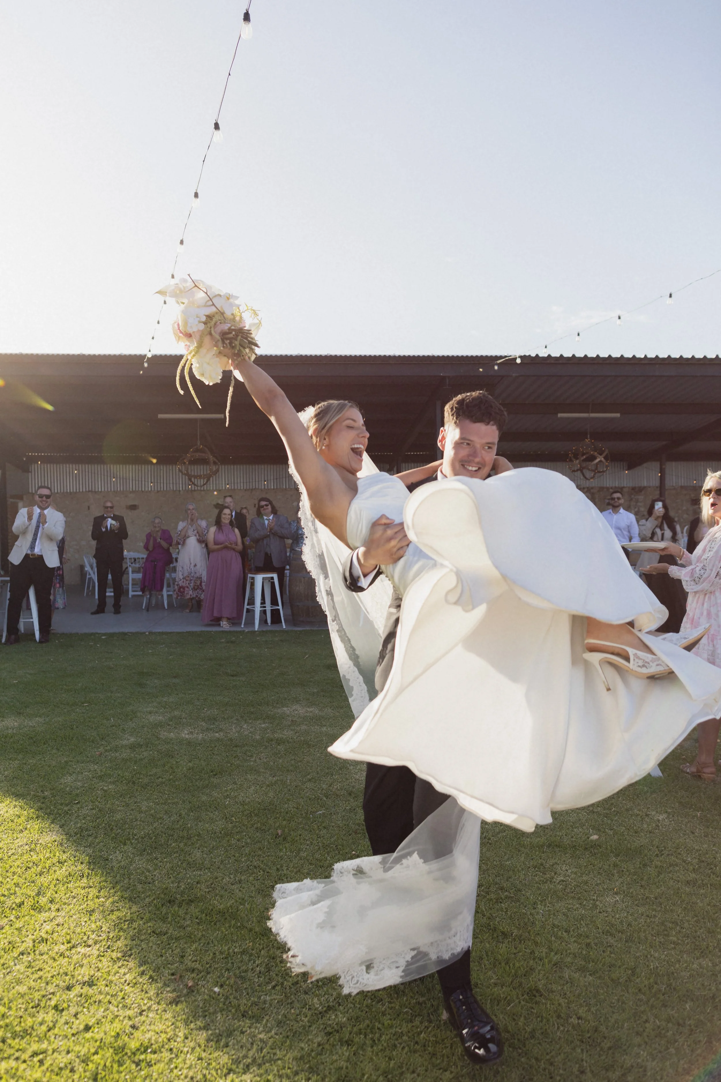 Jess + Liam Sneaks | Luke John Photography-181.jpg