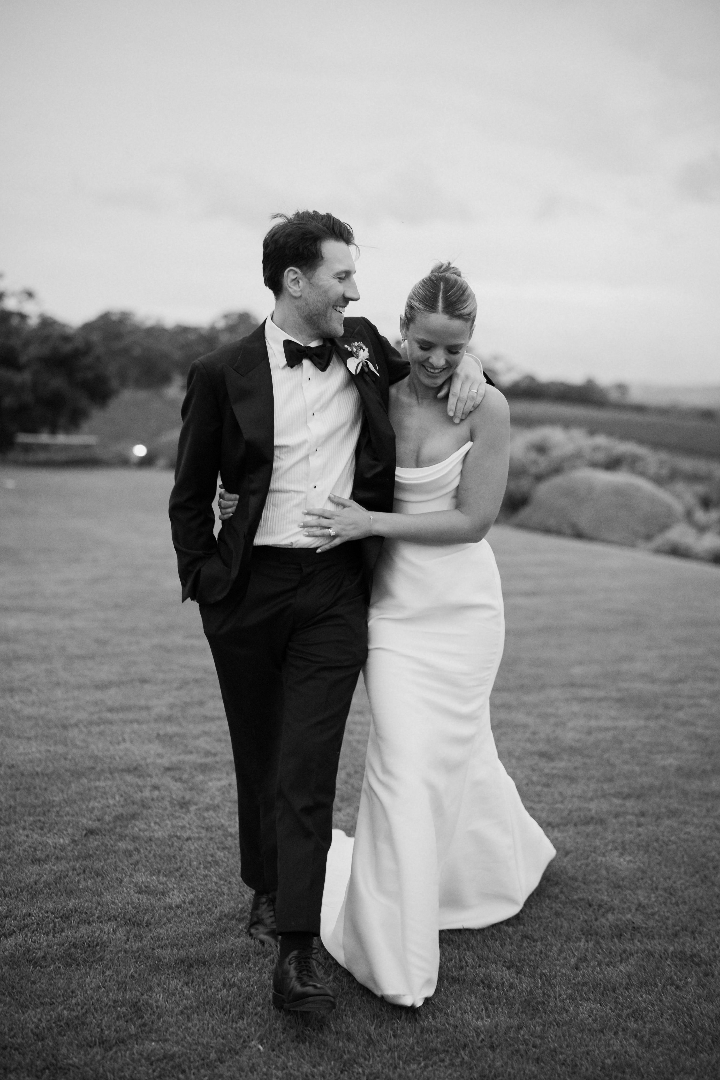 Tom + Emma Sneak Peeks | Luke John Photography-159.jpg