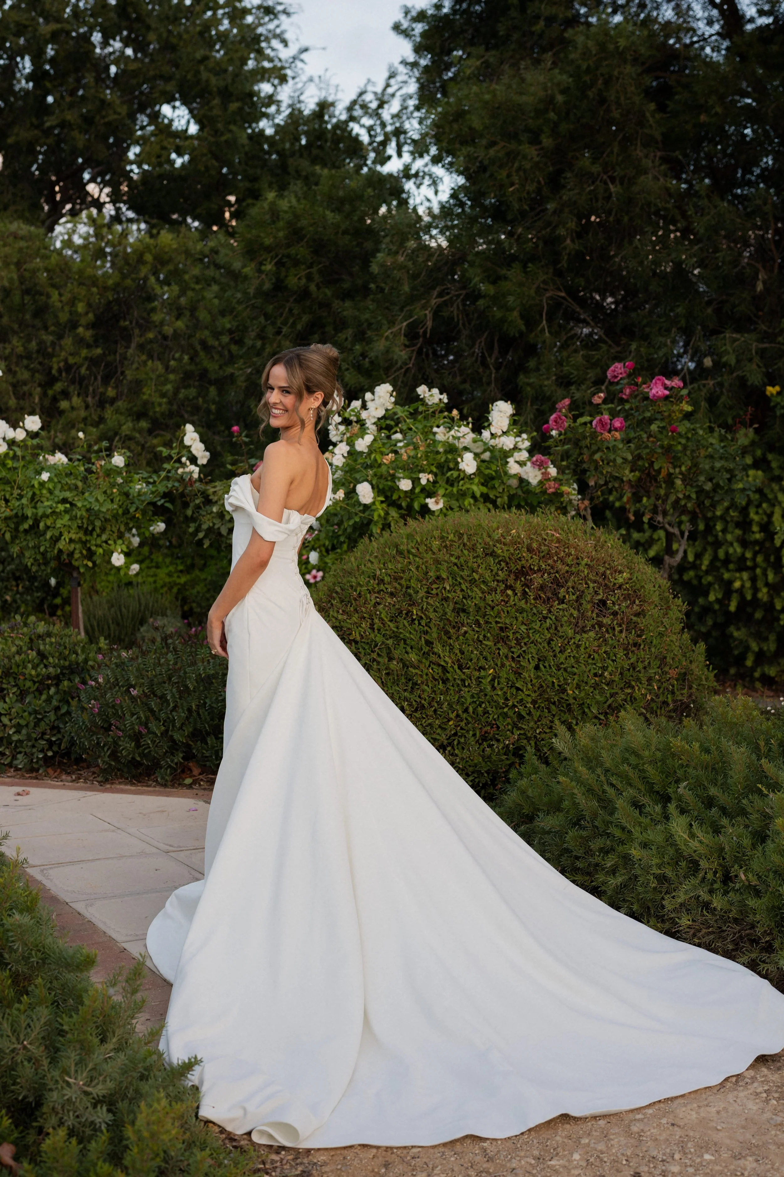 Tess + Michael Sneak Peeks | Luke John Photography-146.jpg