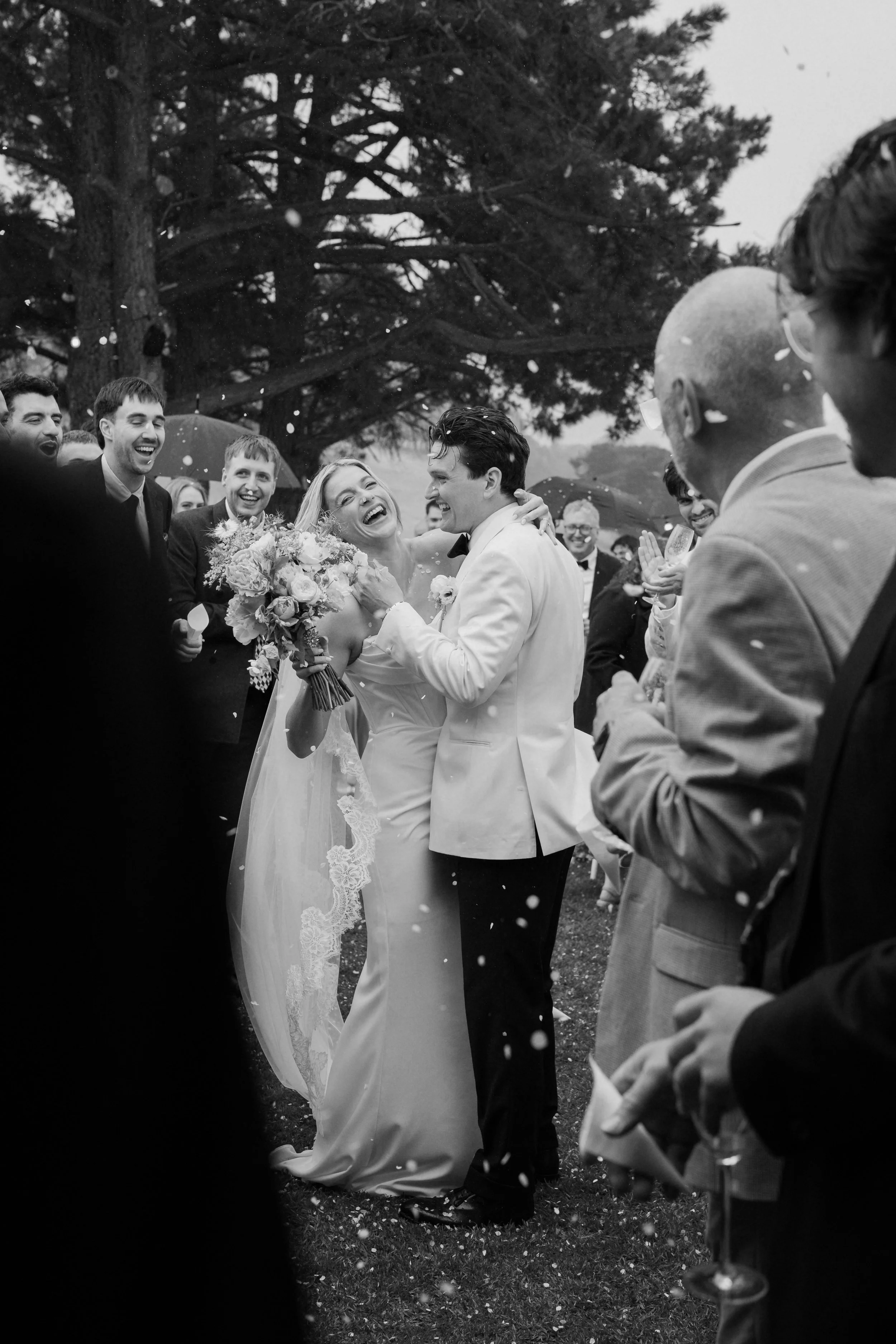 Lauren + Tom Sneak Peeks | Luke John Photography-54.jpg