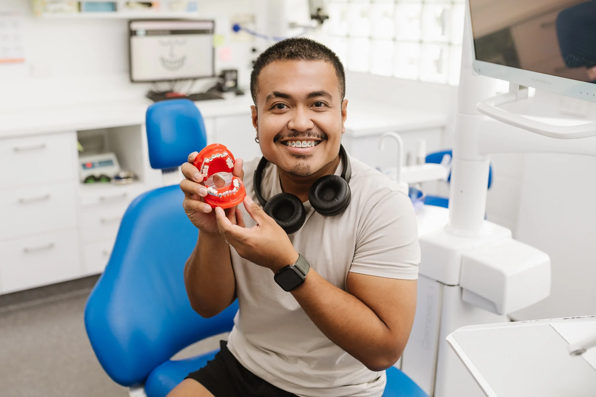 Dental clinic hero image