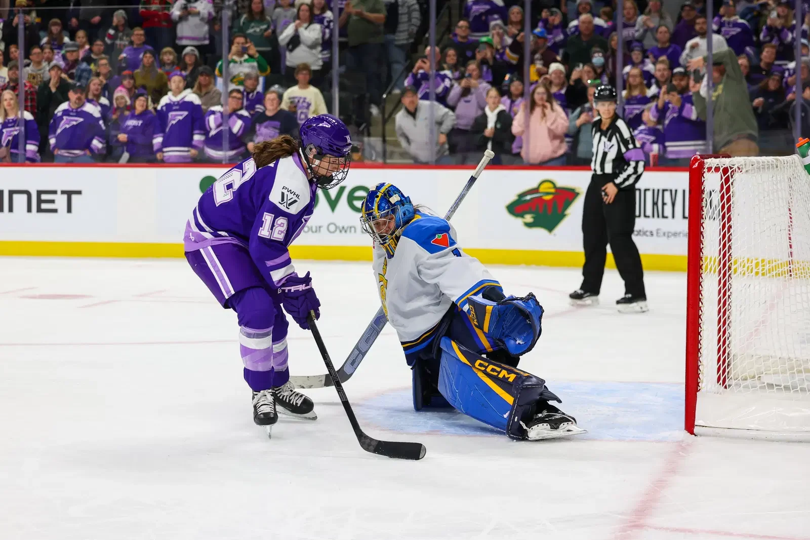 Minnesota Frost Fall to Toronto Sceptres in First Game of Season 3