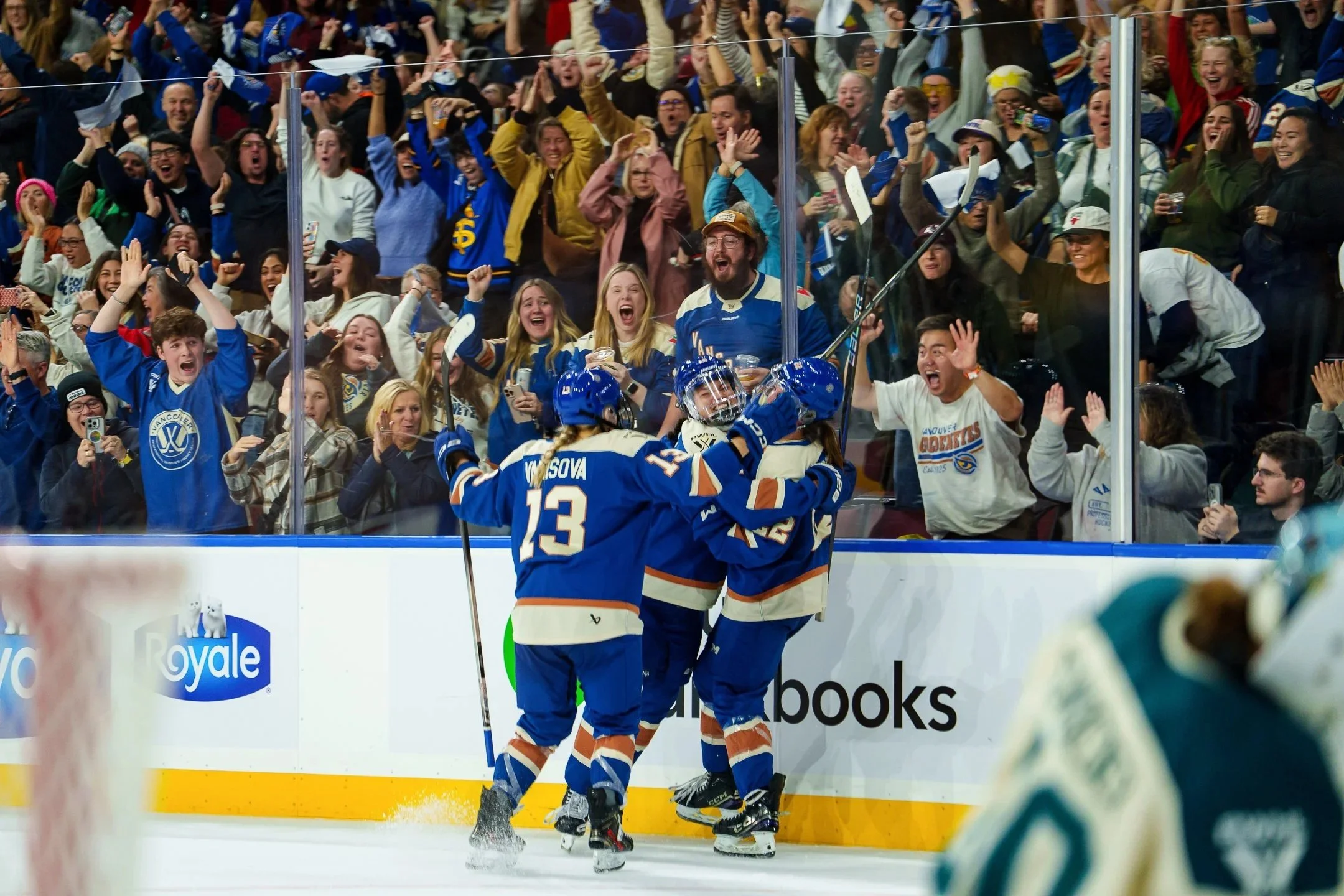 Vancouver Goldeneyes Win Inaugural Game over Seattle Torrent in Home Opener
