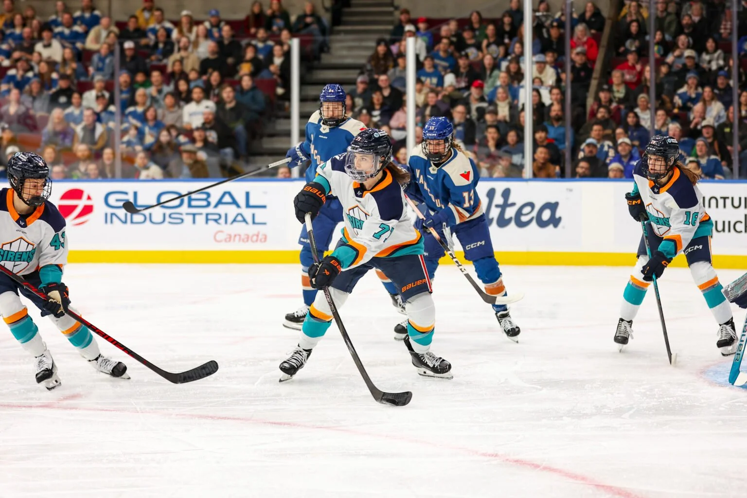 Sirens’ Slow Start Against the Goldeneyes Costs Them Crucial Points